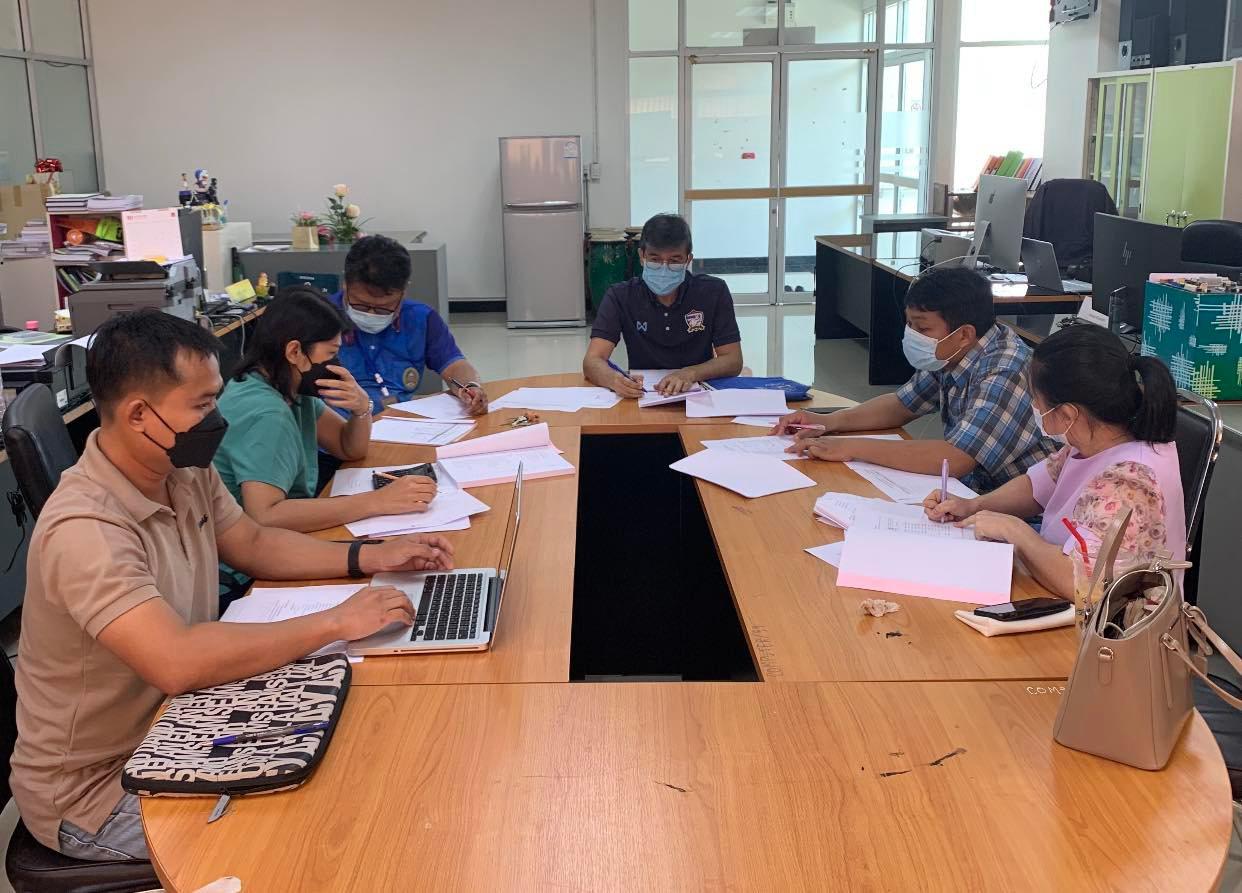 6. คณาจารย์ โปรแกรมวิชาคอมพิวเตอร์ จัดประชุมเพื่อปรับปรุงหลักสูตรใหม่ | 07 กรกฎาคม 2565