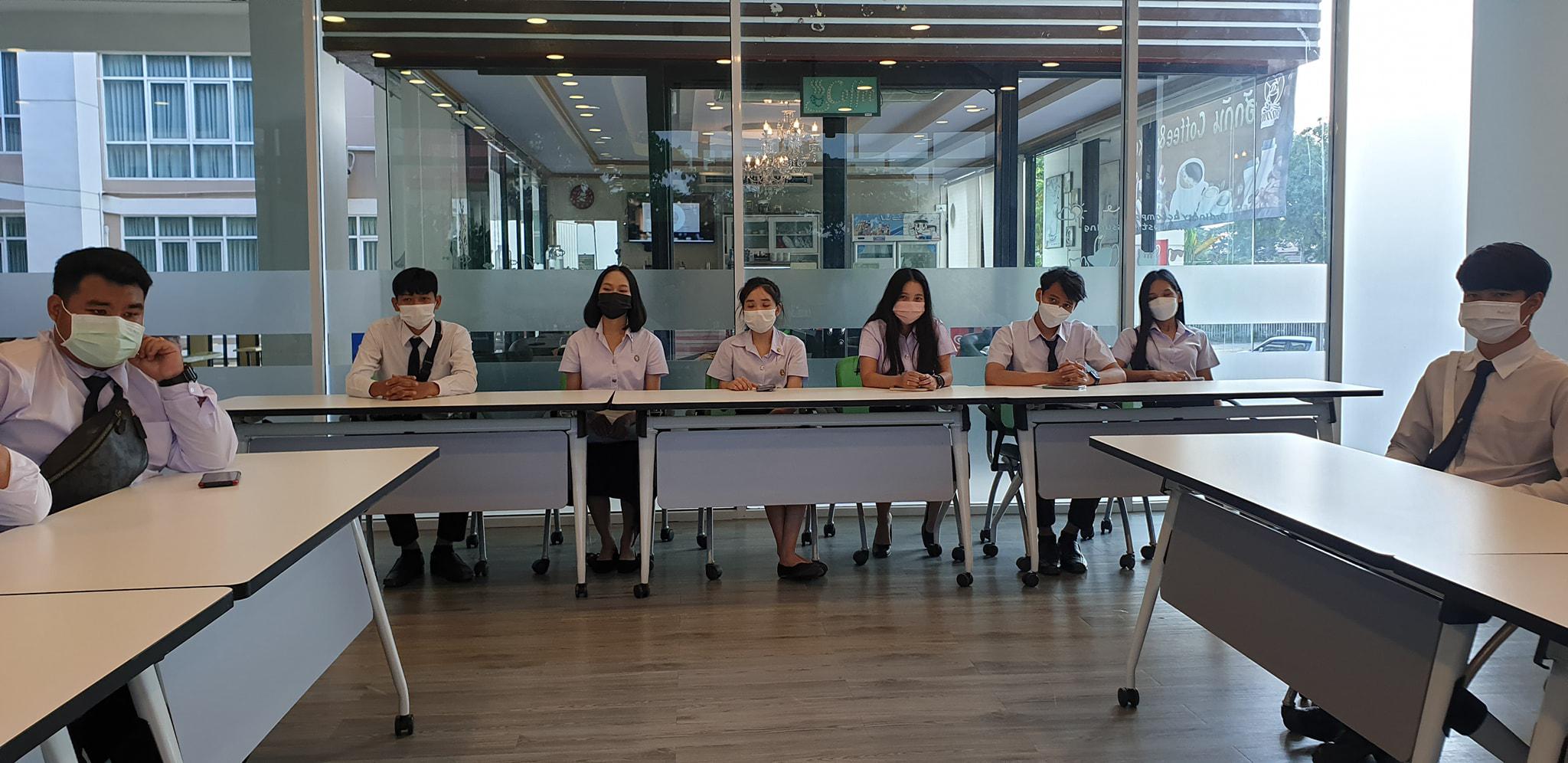 4. คณะครุศาสตร์ จัดกิจกรรม นักศึกษาฝึกประสบการณ์วิชาชีพครู หลักสตรู 4 ปี และ 5 ปี นักศึกษารหัส 61 , 62 พบโปรแกรมวิชา และก้าวสู่ภาคเรียนที่ 2/2565 ขอให้ทุกคนตั้งใจและทำหน้าที่ให้เต็มสุดความสามารถของตนเอง | 25 ตุลาคม 2565