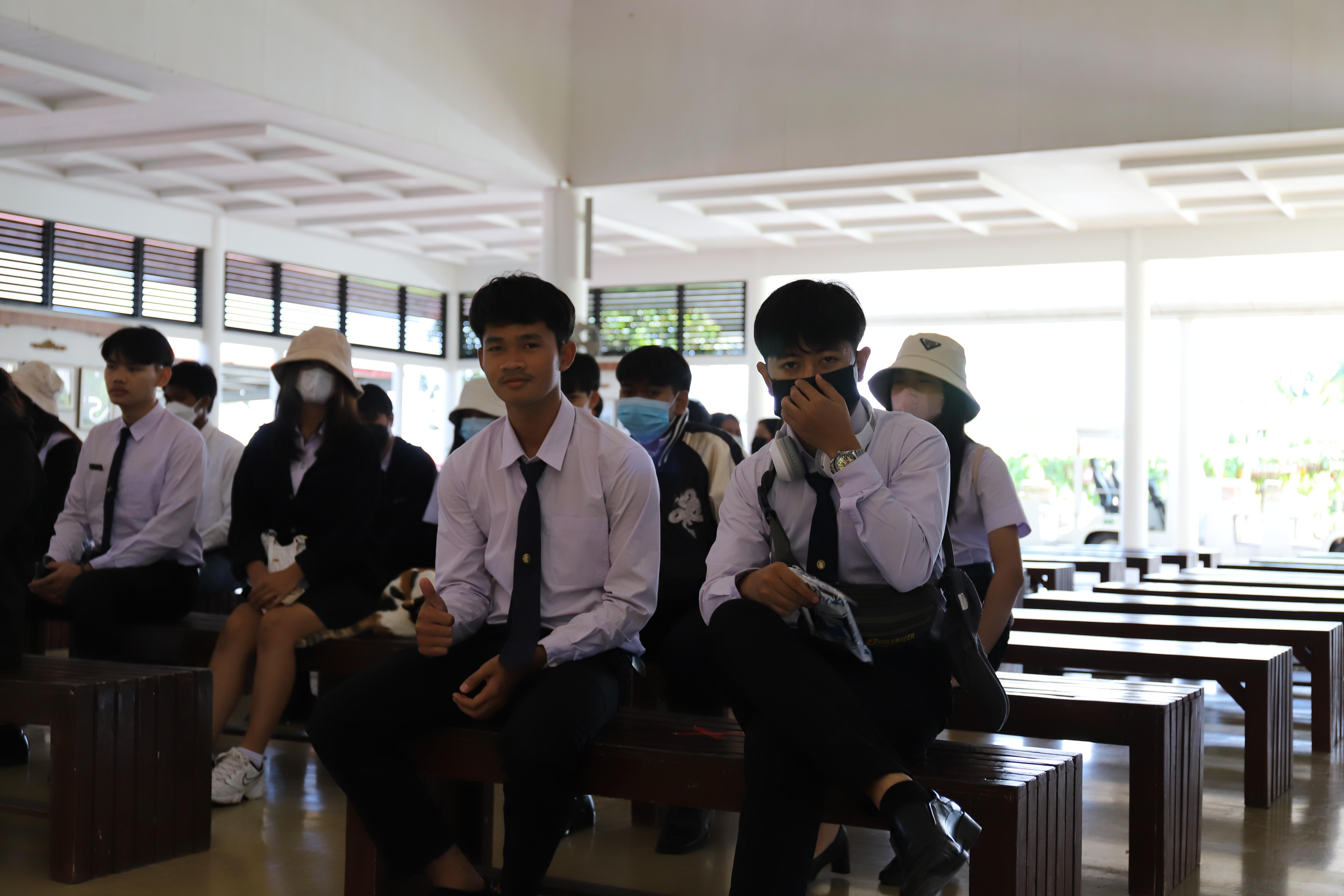 20. โครงการศึกษาดูงานโปรแกรมวิชาคอมพิวเตอร์  ระหว่างวันที่ 19-21 ธันวาคม พ.ศ.2565 ณ องค์การพิพิธภัณฑ์วิทยาศาสตร์แห่งชาติ จังหวัดปทุมธานี และโครงการชั่งหัวมันตามพระราชดำริ จังหวัดเพชรบุรี โดยมีนักศึกษาโปรแกรมวิชาคอมพิวเตอร์ชั้นปีที่ 2และ3 เข้าร่วมกิจกรรม