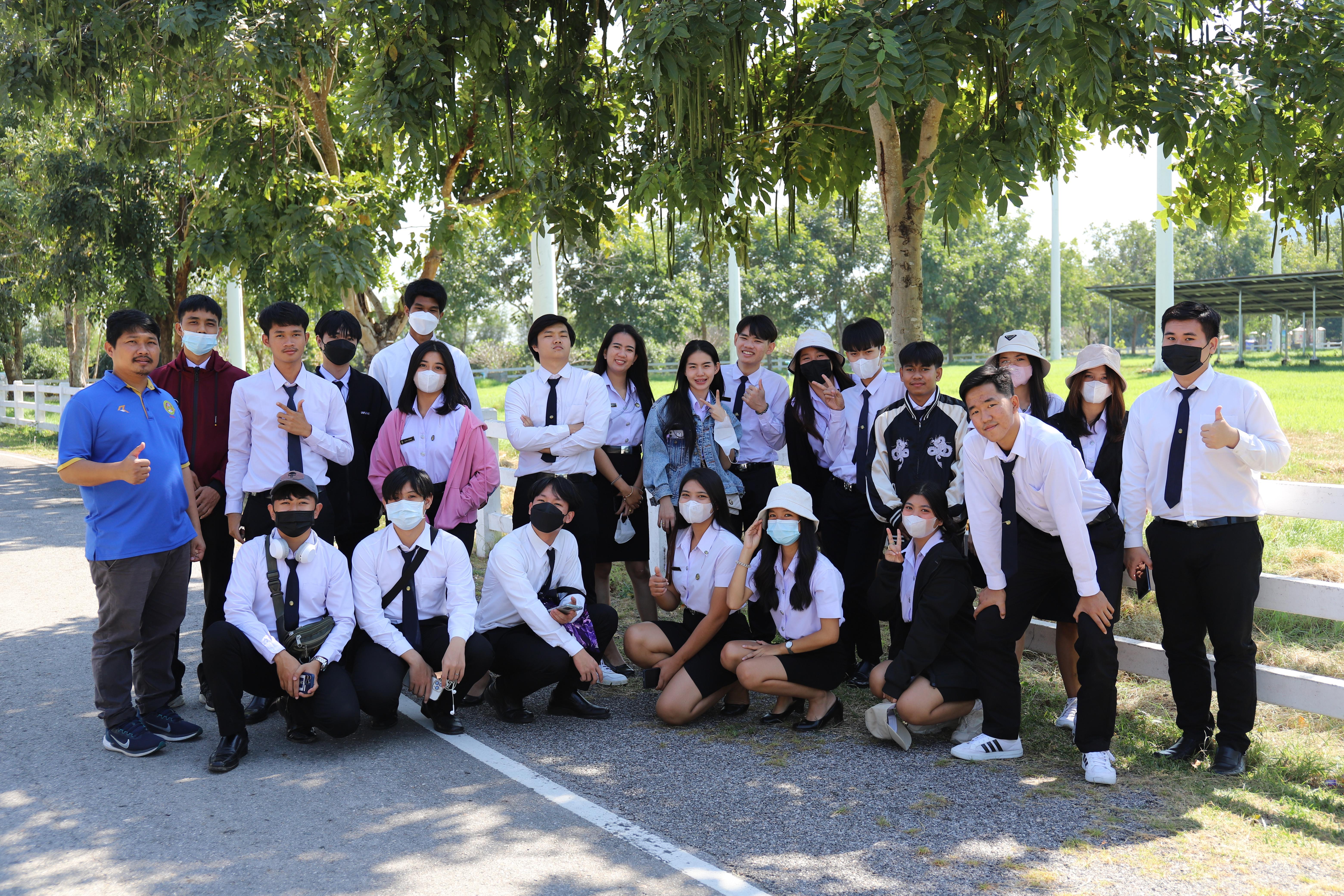 66. โครงการศึกษาดูงานโปรแกรมวิชาคอมพิวเตอร์  ระหว่างวันที่ 19-21 ธันวาคม พ.ศ.2565 ณ องค์การพิพิธภัณฑ์วิทยาศาสตร์แห่งชาติ จังหวัดปทุมธานี และโครงการชั่งหัวมันตามพระราชดำริ จังหวัดเพชรบุรี โดยมีนักศึกษาโปรแกรมวิชาคอมพิวเตอร์ชั้นปีที่ 2และ3 เข้าร่วมกิจกรรม