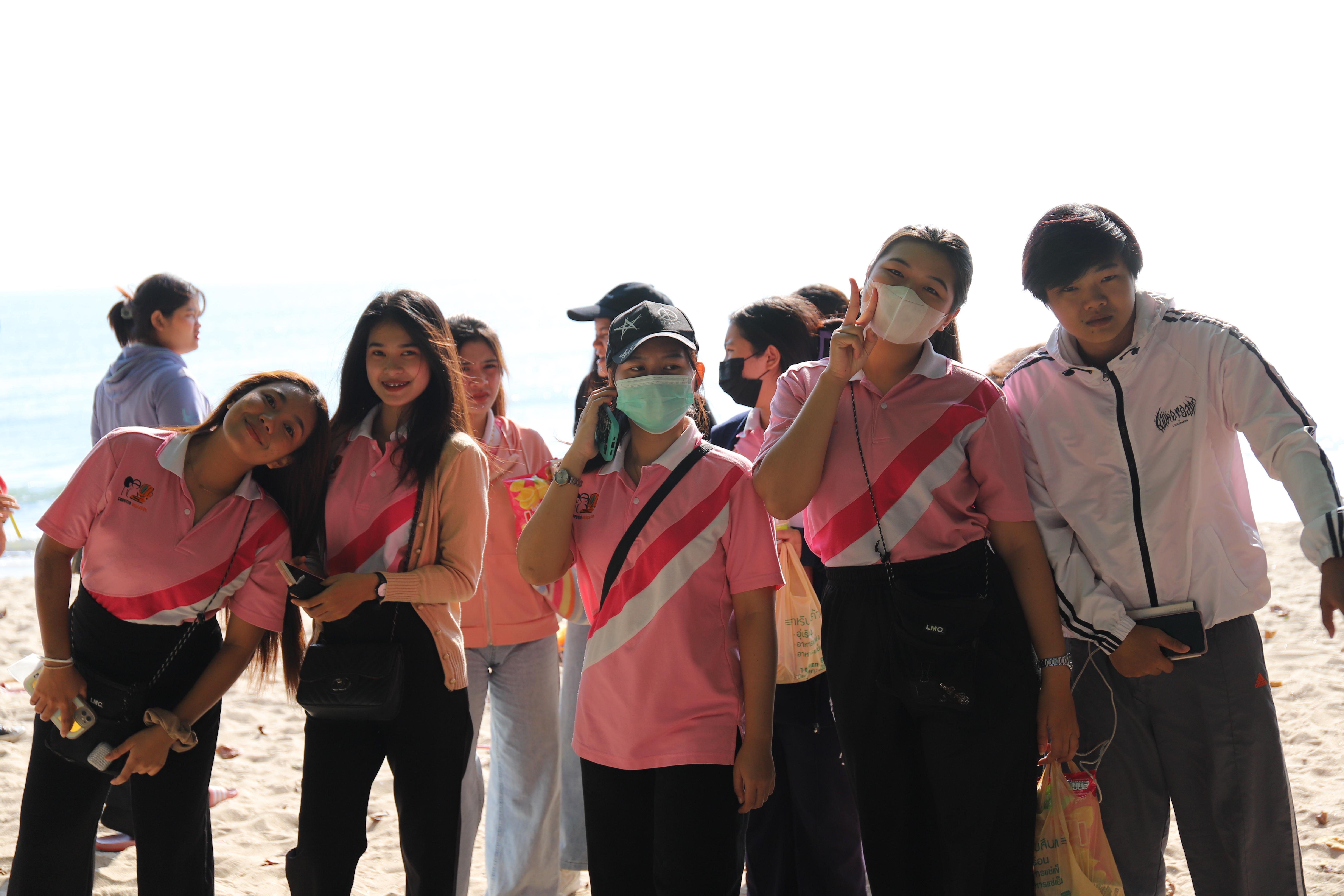 94. โครงการศึกษาดูงานโปรแกรมวิชาคอมพิวเตอร์  ระหว่างวันที่ 19-21 ธันวาคม พ.ศ.2565 ณ องค์การพิพิธภัณฑ์วิทยาศาสตร์แห่งชาติ จังหวัดปทุมธานี และโครงการชั่งหัวมันตามพระราชดำริ จังหวัดเพชรบุรี โดยมีนักศึกษาโปรแกรมวิชาคอมพิวเตอร์ชั้นปีที่ 2และ3 เข้าร่วมกิจกรรม