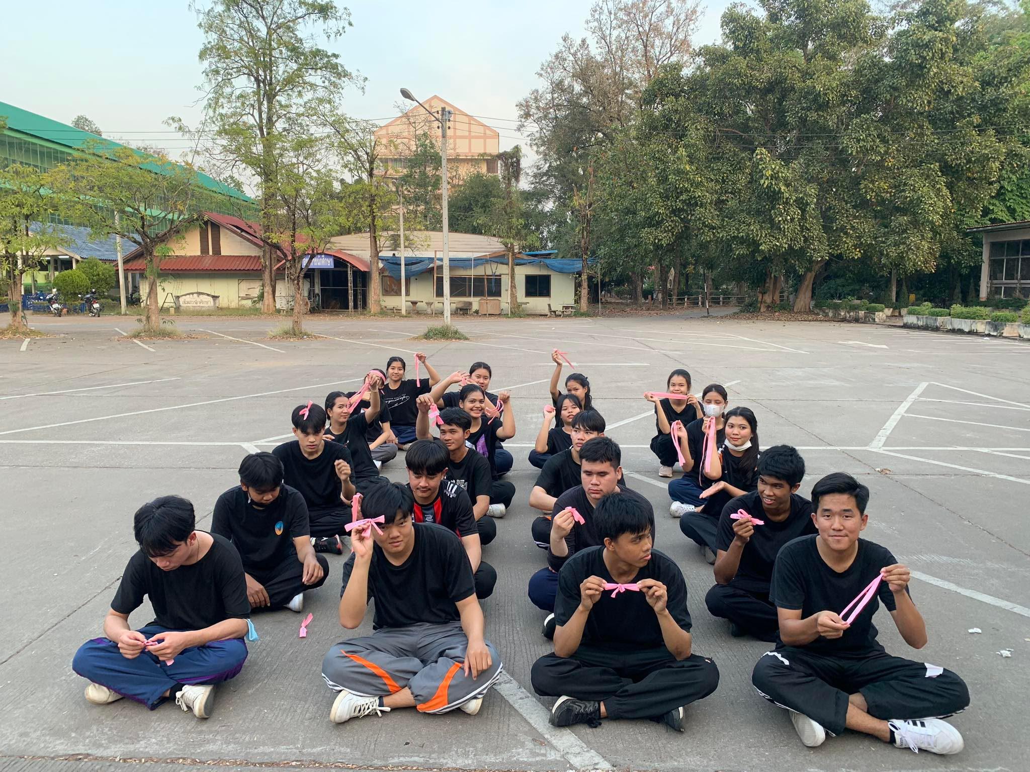 7. วันที่ 6 กุมภาพันธ์ 2566 รุ่นพี่ชั้นปีที่ 3 ได้จัดกิจกรรมปลดโบว์ให้น้องสายสัมพันธ์นักศึกษาโปรแกรมวิชาคอมพิวเตอร์ ชั้นปีที่ 2 (เติบโตเพื่อก้าวต่อไปอย่างมีคุณภาพ จากปี 2 สู่ ปี 3)