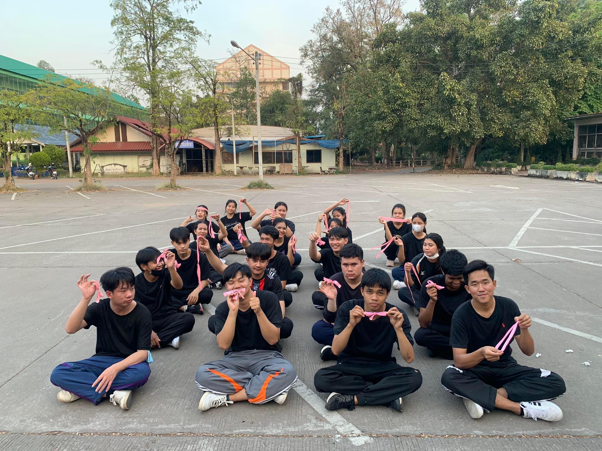 9. วันที่ 6 กุมภาพันธ์ 2566 รุ่นพี่ชั้นปีที่ 3 ได้จัดกิจกรรมปลดโบว์ให้น้องสายสัมพันธ์นักศึกษาโปรแกรมวิชาคอมพิวเตอร์ ชั้นปีที่ 2 (เติบโตเพื่อก้าวต่อไปอย่างมีคุณภาพ จากปี 2 สู่ ปี 3)