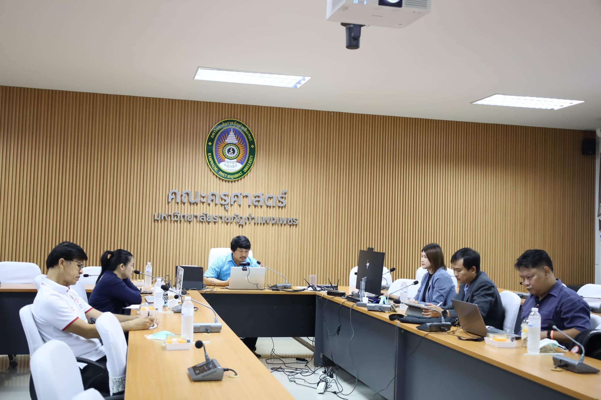 5. วันศุกร์ที่ 9 มิถุนายน พ.ศ.2566 ขอขอบคุณคณะกรรมการตรวจประเมินคุณภาพภายใน ระดับหลักสูตร  ผลการดำเนินงานปีการศึกษา 2565 หลักสูตรครุศาสตรบัณฑิต โปรแกรมวิชาคอมพิวเตอร์ ขอแสดงความยินดี กับประธานโปรแกรมคนใหม่ อาจารย์ ดร.วิวัฒน์ ทวีทรัพย์