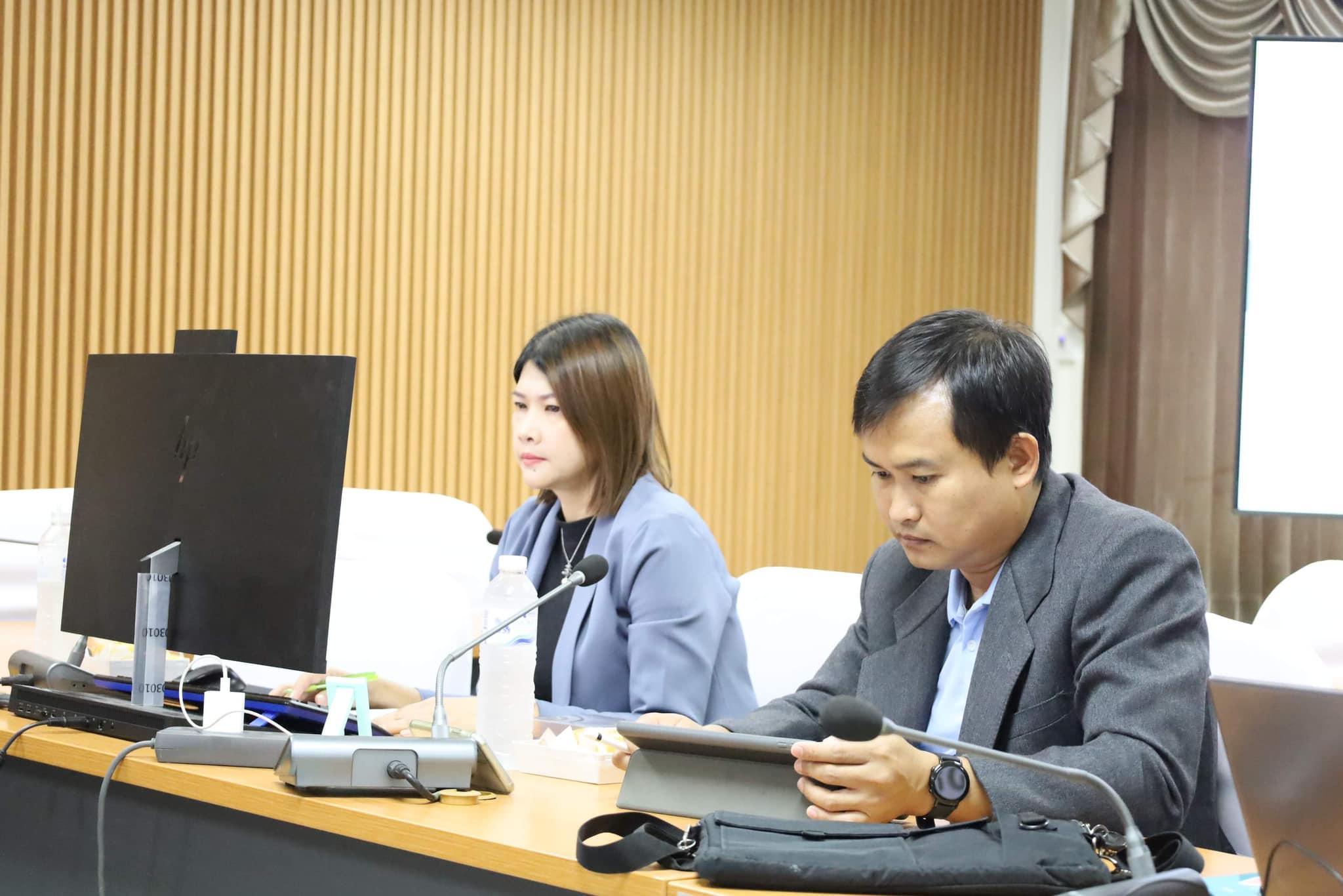 11. วันศุกร์ที่ 9 มิถุนายน พ.ศ.2566 ขอขอบคุณคณะกรรมการตรวจประเมินคุณภาพภายใน ระดับหลักสูตร  ผลการดำเนินงานปีการศึกษา 2565 หลักสูตรครุศาสตรบัณฑิต โปรแกรมวิชาคอมพิวเตอร์ ขอแสดงความยินดี กับประธานโปรแกรมคนใหม่ อาจารย์ ดร.วิวัฒน์ ทวีทรัพย์