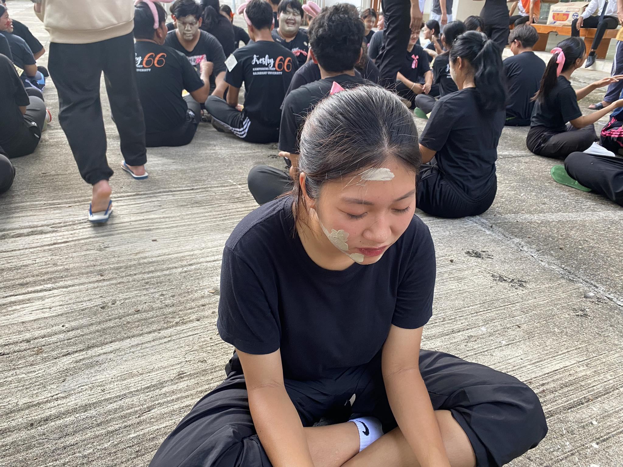 7. วันที่ 28 มิถุนายน พ.ศ.2566 เวลา 16.30น.โปรแกรมวิชาคอมพิวเตอร์ จัดกิจกรรมเฉลยสายรหัสน้องพี่ เพื่อเป็นที่ปรึกษาดูแลซึ่งกันและกันระหว่างพี่กับน้อง