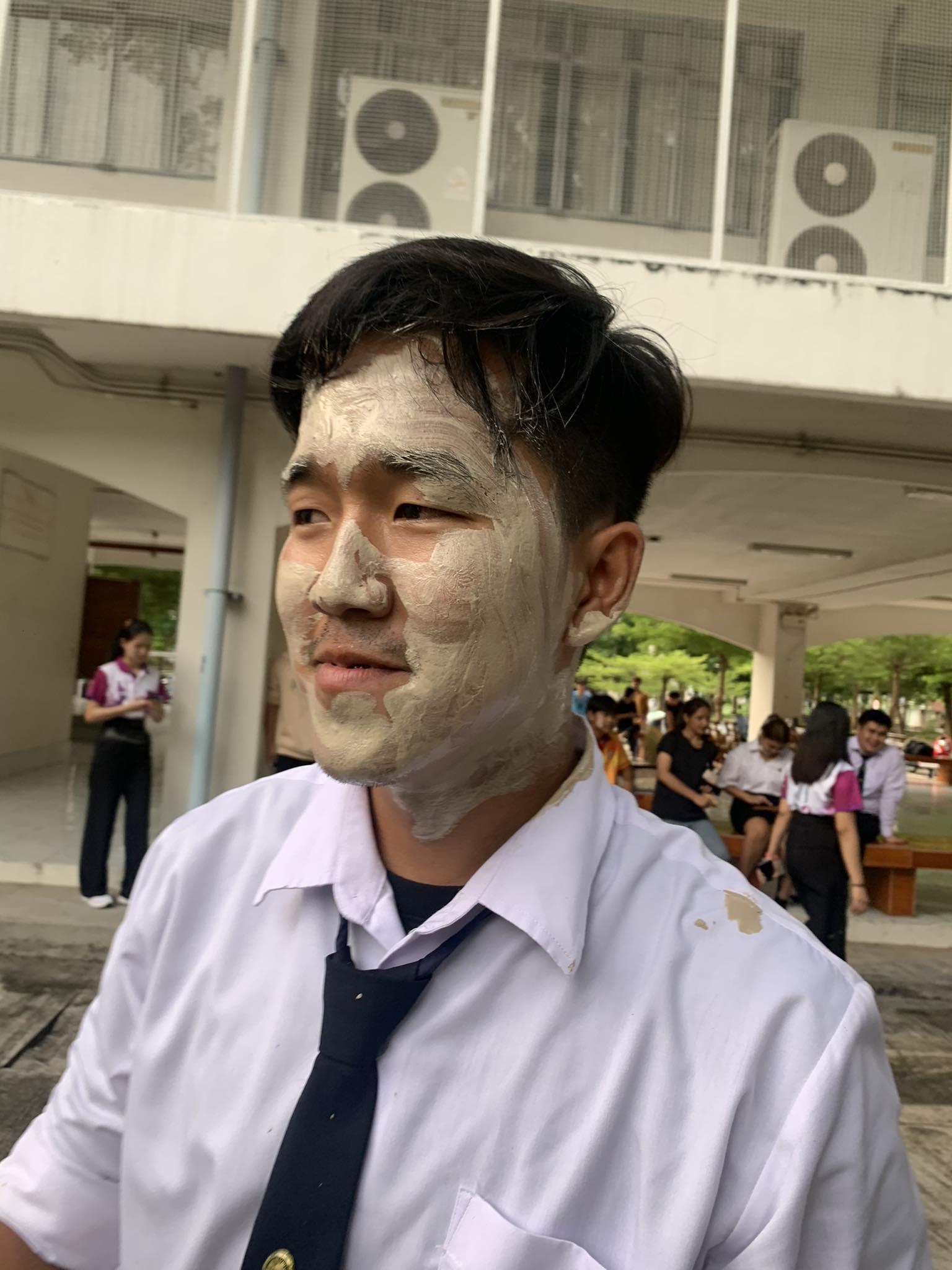 2. วันที่ 28 มิถุนายน พ.ศ.2566 เวลา 16.30น.โปรแกรมวิชาคอมพิวเตอร์ จัดกิจกรรมเฉลยสายรหัสน้องพี่ เพื่อเป็นที่ปรึกษาดูแลซึ่งกันและกันระหว่างพี่กับน้อง