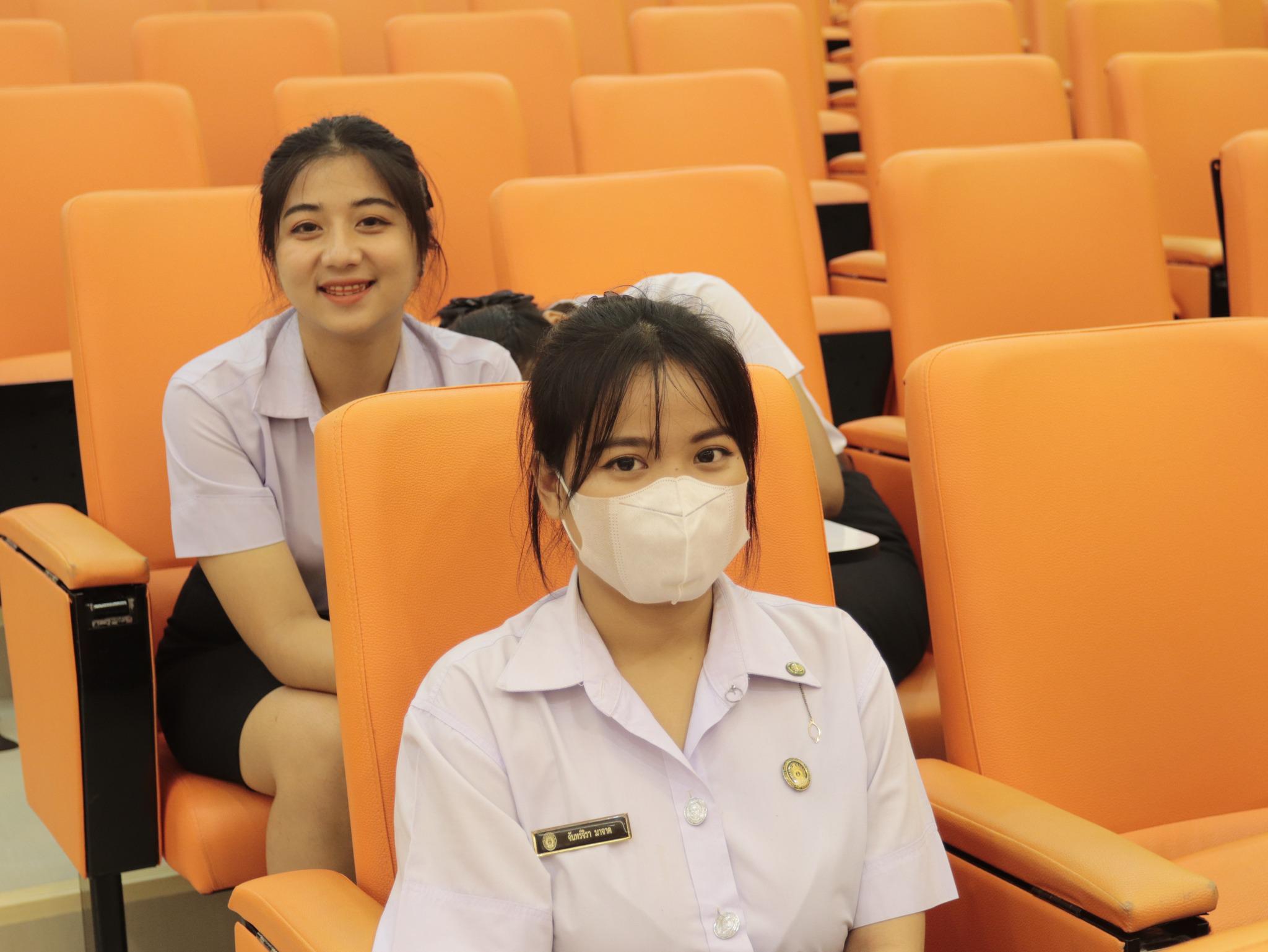 37. ภาพกิจกรรมพิธีไหว้ครู โปรแกรมวิชาคอมพิวเตอร์  คณะครุศาสตร์  มหาวิทยาลัยราชภัฏกำแพงเพชร  ประจำปีการศึกษา 2566 ในวันที่ 6 กรกฎาคม พ.ศ.2566   ณ ห้องประชุมคุรุร่มสัก 2