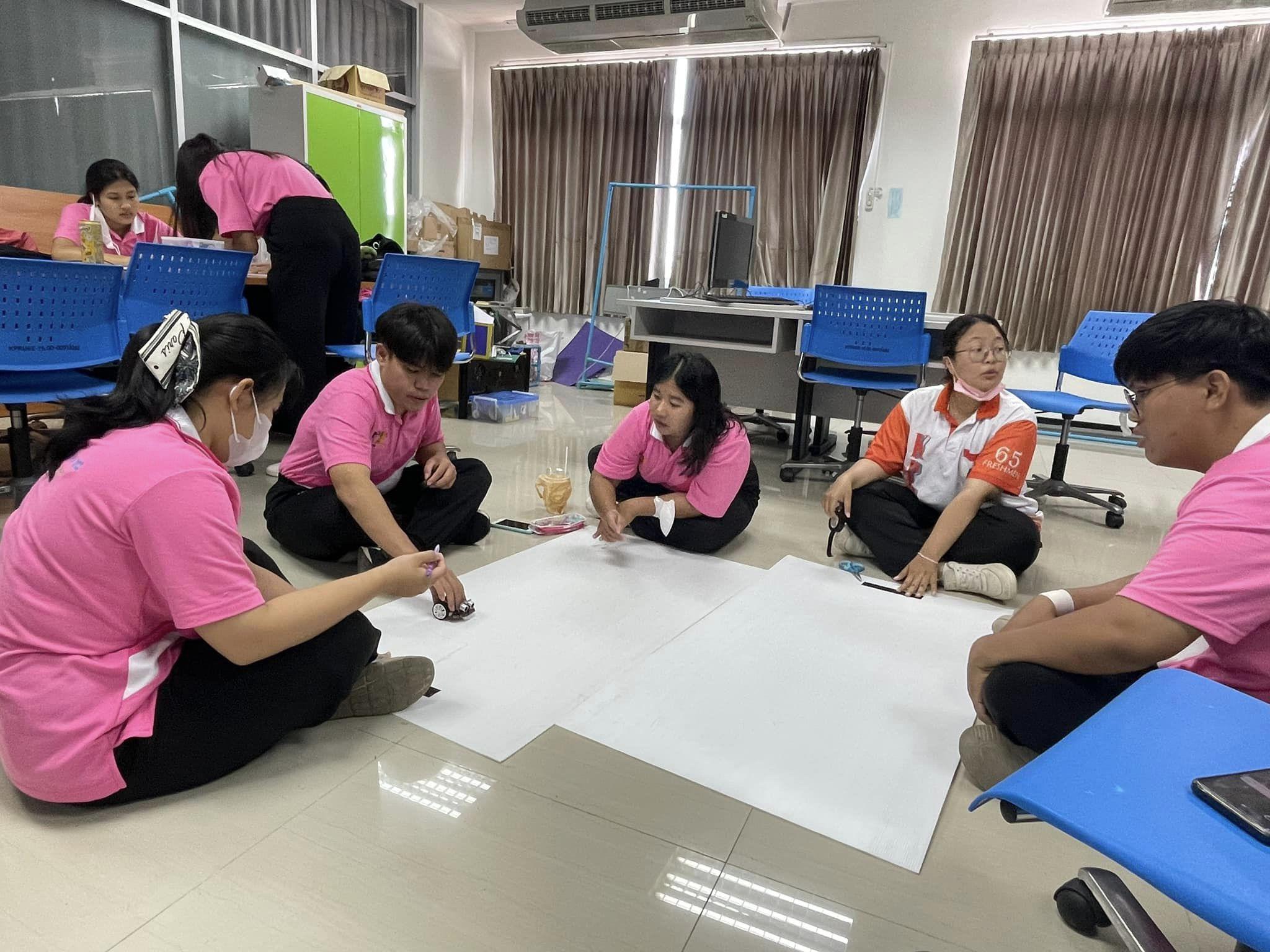 5. ได้จัดกิจกรรมโครงการพัฒนาสมรรถนะด้านดิจิทัล กิจกรรมอบรมเชิงปฏิบัติการพัฒนาทักษะดิจิทัล เรื่อง การจัดการเรียนรู้ STEM โปรแกรมคอมพิวเตอร์ สำหรับนักศึกษา ประจำปีการศึกษา 2566 “ 