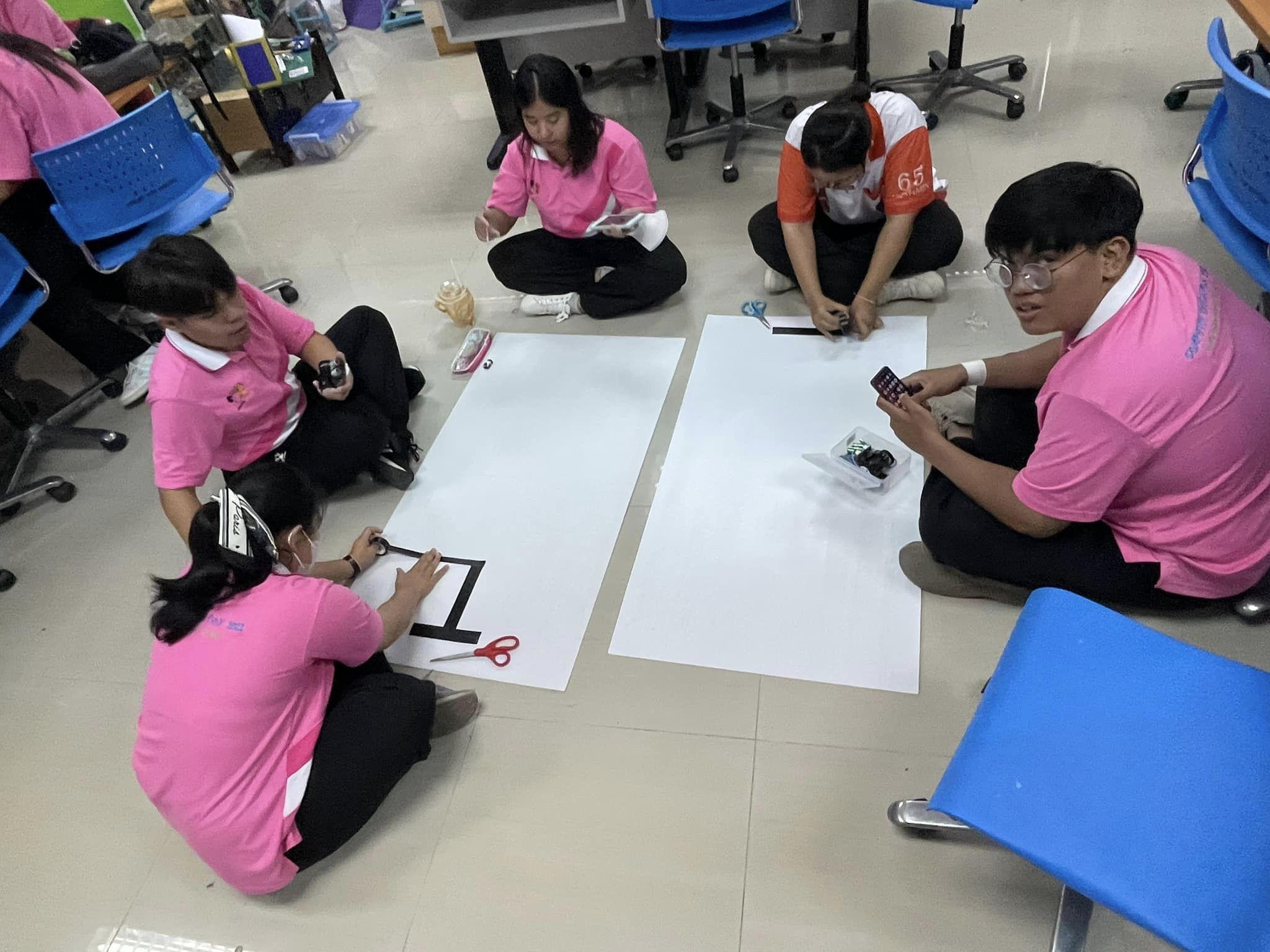 13. ได้จัดกิจกรรมโครงการพัฒนาสมรรถนะด้านดิจิทัล กิจกรรมอบรมเชิงปฏิบัติการพัฒนาทักษะดิจิทัล เรื่อง การจัดการเรียนรู้ STEM โปรแกรมคอมพิวเตอร์ สำหรับนักศึกษา ประจำปีการศึกษา 2566 “ 