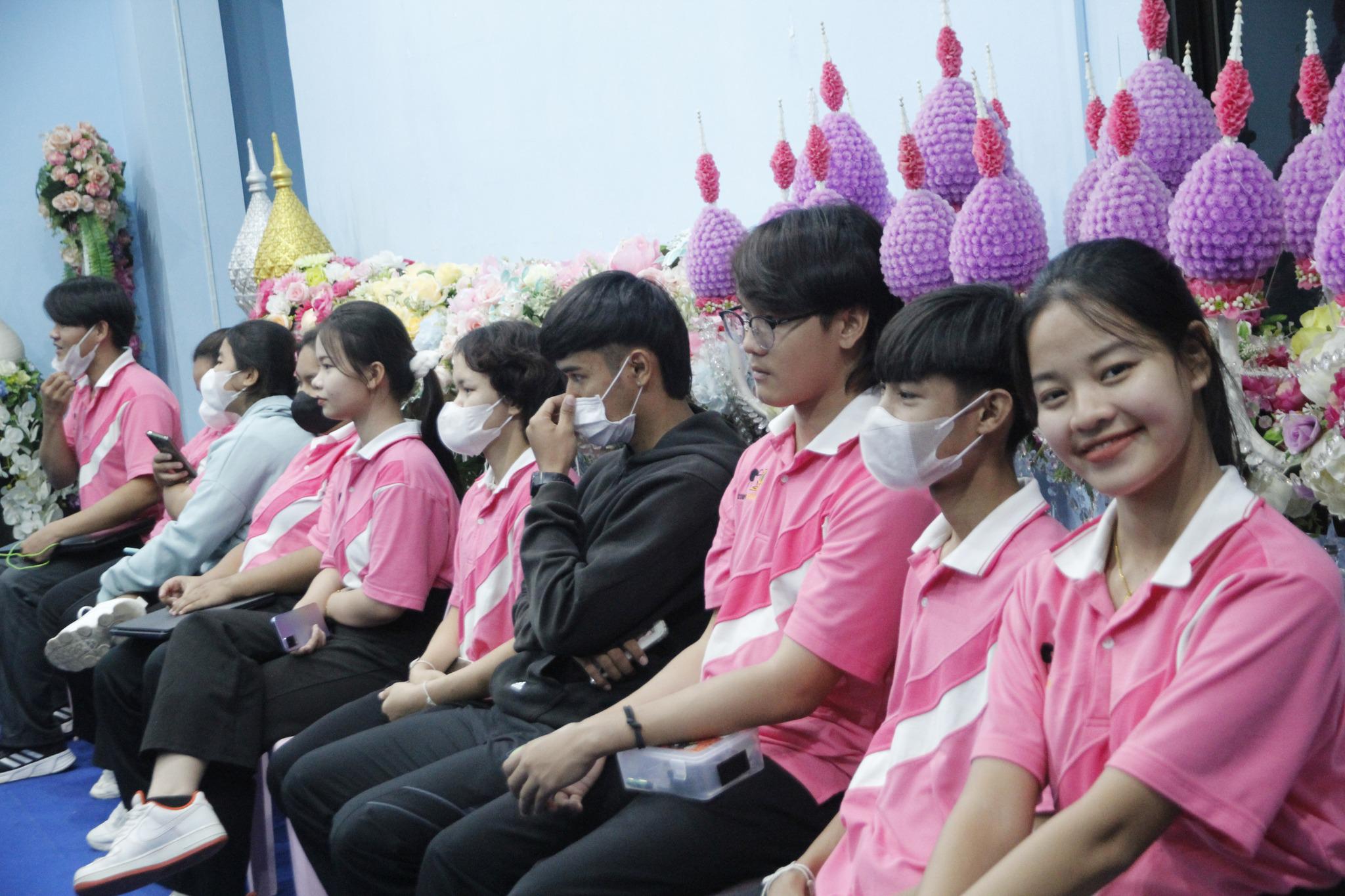 34. 12 ก.ค. 66 ณ โรงเรียนชากังราววิทยา (อินทร์-ชุ่ม ดีสารอุปถัมภ์) โปรแกรมวิชาคอมพิวเตอร์ คณะครุศาสตร์ ร่วม จัดกิจกรรมโครงการพัฒนาสมรรถนะด้านดิจิทัล กิจกรรมอบรมเชิงปฏิบัติการพัฒนาทักษะดิจิทัล