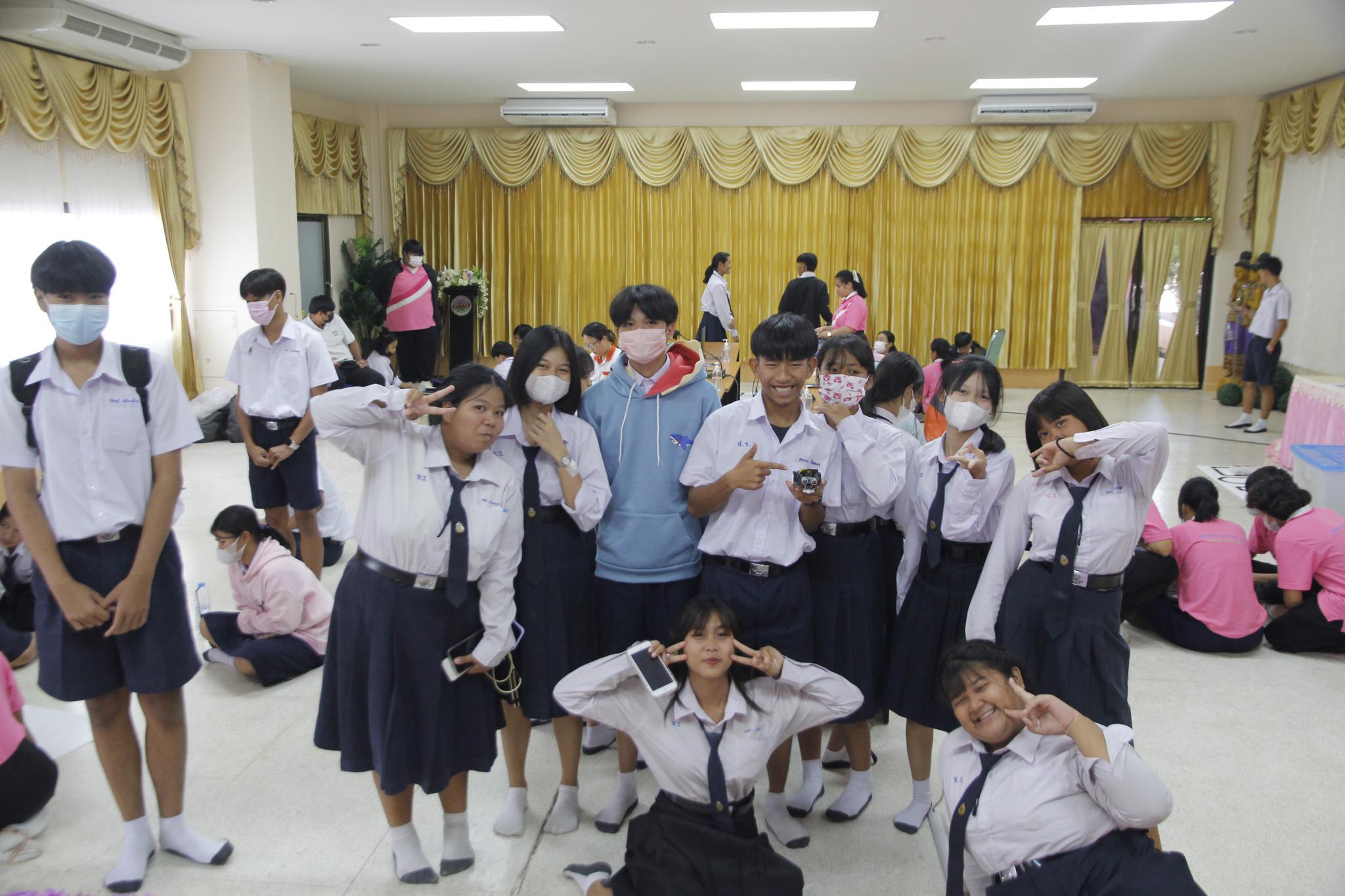 58. 12 ก.ค. 66 ณ โรงเรียนชากังราววิทยา (อินทร์-ชุ่ม ดีสารอุปถัมภ์) โปรแกรมวิชาคอมพิวเตอร์ คณะครุศาสตร์ ร่วม จัดกิจกรรมโครงการพัฒนาสมรรถนะด้านดิจิทัล กิจกรรมอบรมเชิงปฏิบัติการพัฒนาทักษะดิจิทัล