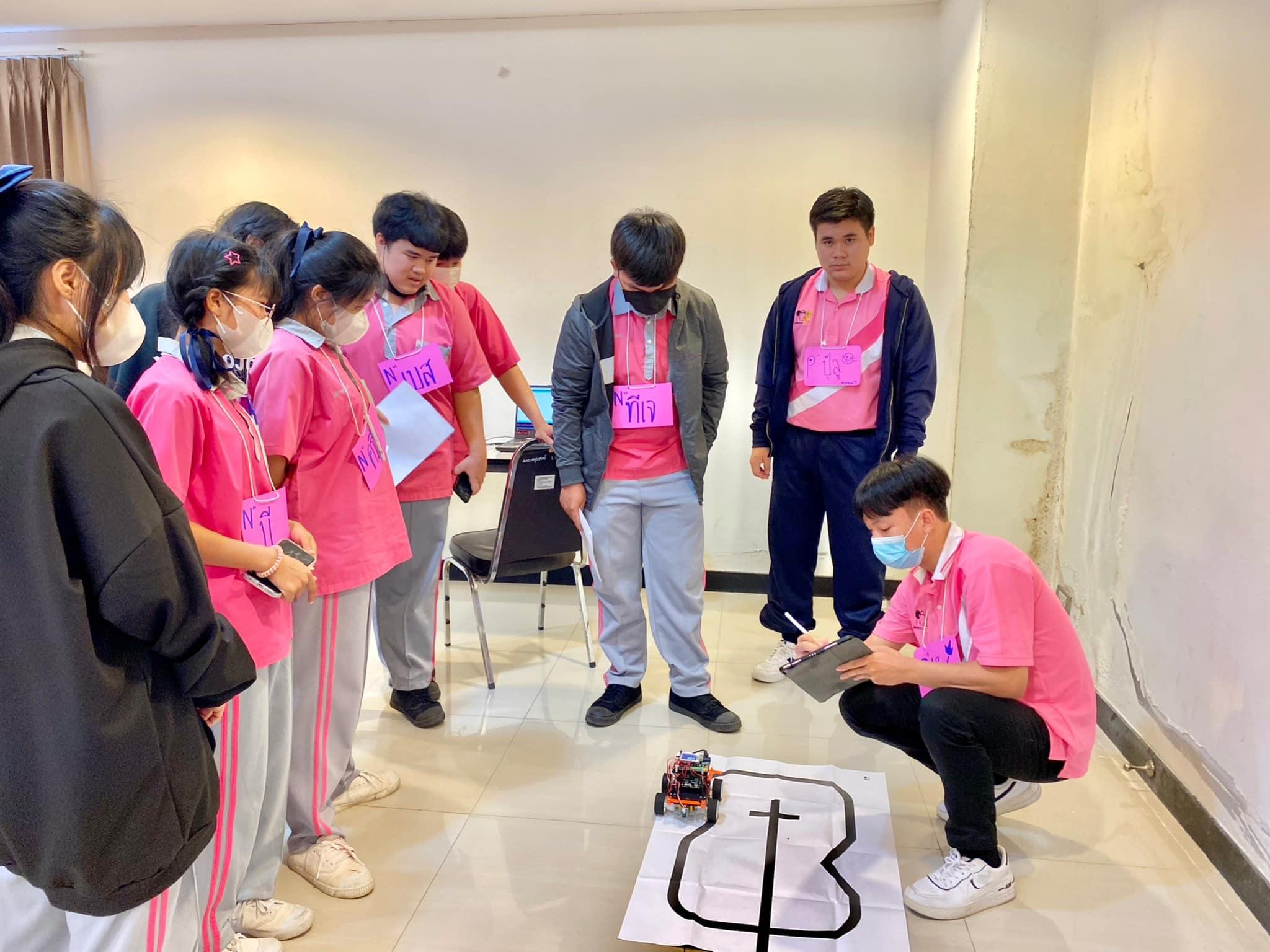11. จัดกิจกรรมโครงการส่งเสริมการจัดการเรียนรู้แบบสะเต็มศึกษา กิจกรรม“การเรียนรู้ STEM สู่สถานศึกษา โปรแกรมคอมพิวเตอร์” ให้แก่นักเรียนโรงเรียนชากังราววิทยา(อินทร์-ชุ่ม ดีสารอุปถัมภ์)วันที่ 22 กุมภาพันธ์ 2566