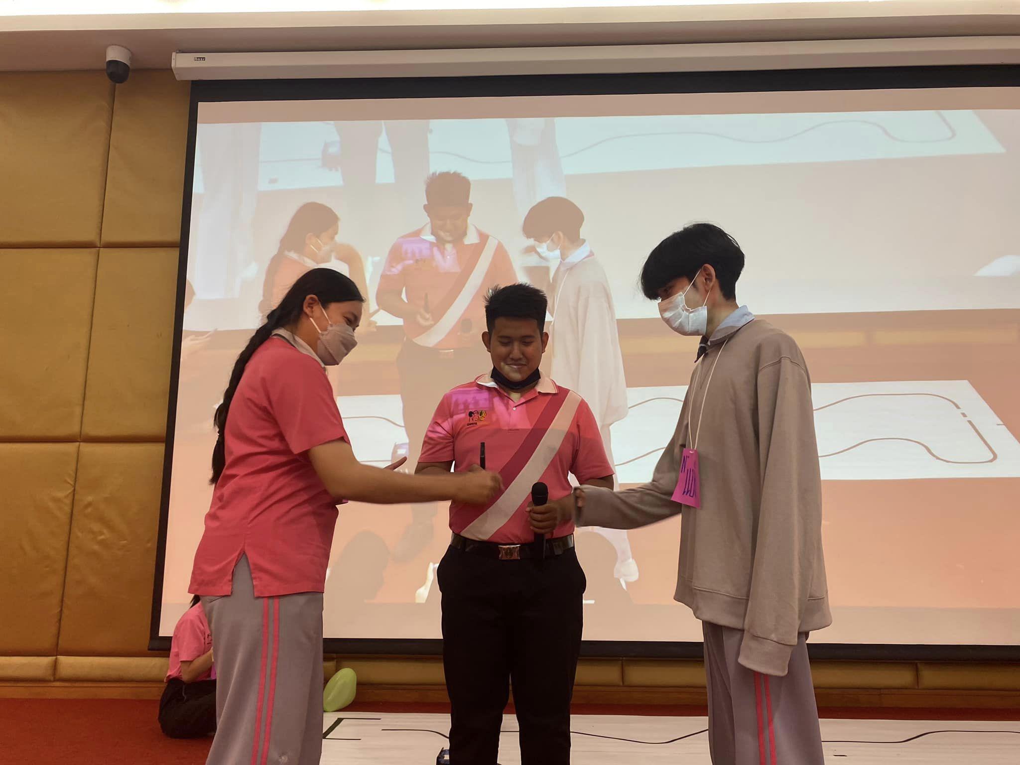 27. จัดกิจกรรมโครงการส่งเสริมการจัดการเรียนรู้แบบสะเต็มศึกษา กิจกรรม“การเรียนรู้ STEM สู่สถานศึกษา โปรแกรมคอมพิวเตอร์” ให้แก่นักเรียนโรงเรียนชากังราววิทยา(อินทร์-ชุ่ม ดีสารอุปถัมภ์)วันที่ 22 กุมภาพันธ์ 2566