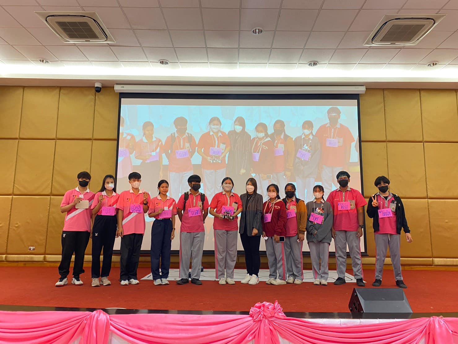 38. จัดกิจกรรมโครงการส่งเสริมการจัดการเรียนรู้แบบสะเต็มศึกษา กิจกรรม“การเรียนรู้ STEM สู่สถานศึกษา โปรแกรมคอมพิวเตอร์” ให้แก่นักเรียนโรงเรียนชากังราววิทยา(อินทร์-ชุ่ม ดีสารอุปถัมภ์)วันที่ 22 กุมภาพันธ์ 2566