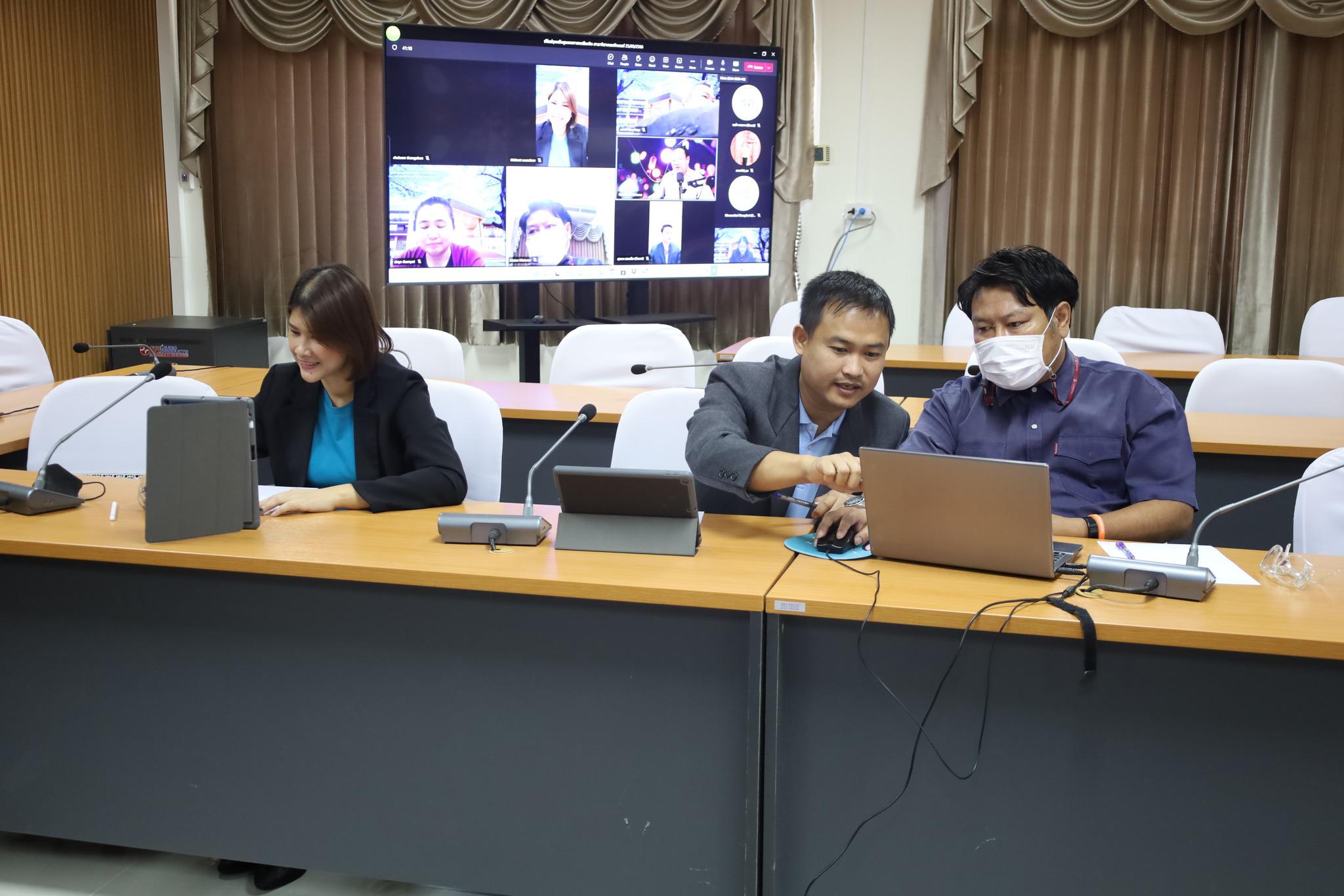 24. วันที่ 25 มีนาคม พ.ศ.2566 จัดกิจกรรมการปรับปรุงหลักสูตรครุศาสตรบัณฑิต (4ปี) ฉบับปรับปรุง พ.ศ.2567 สาขาคอมพิวเตอร์ #ขอขอบคุณผู้ทรงคุณวุฒิ คณะกรรมการ ผู้ใช้บัณฑิต ศิษย์เก่า และผู้บริหารคณะครุศาสตร์