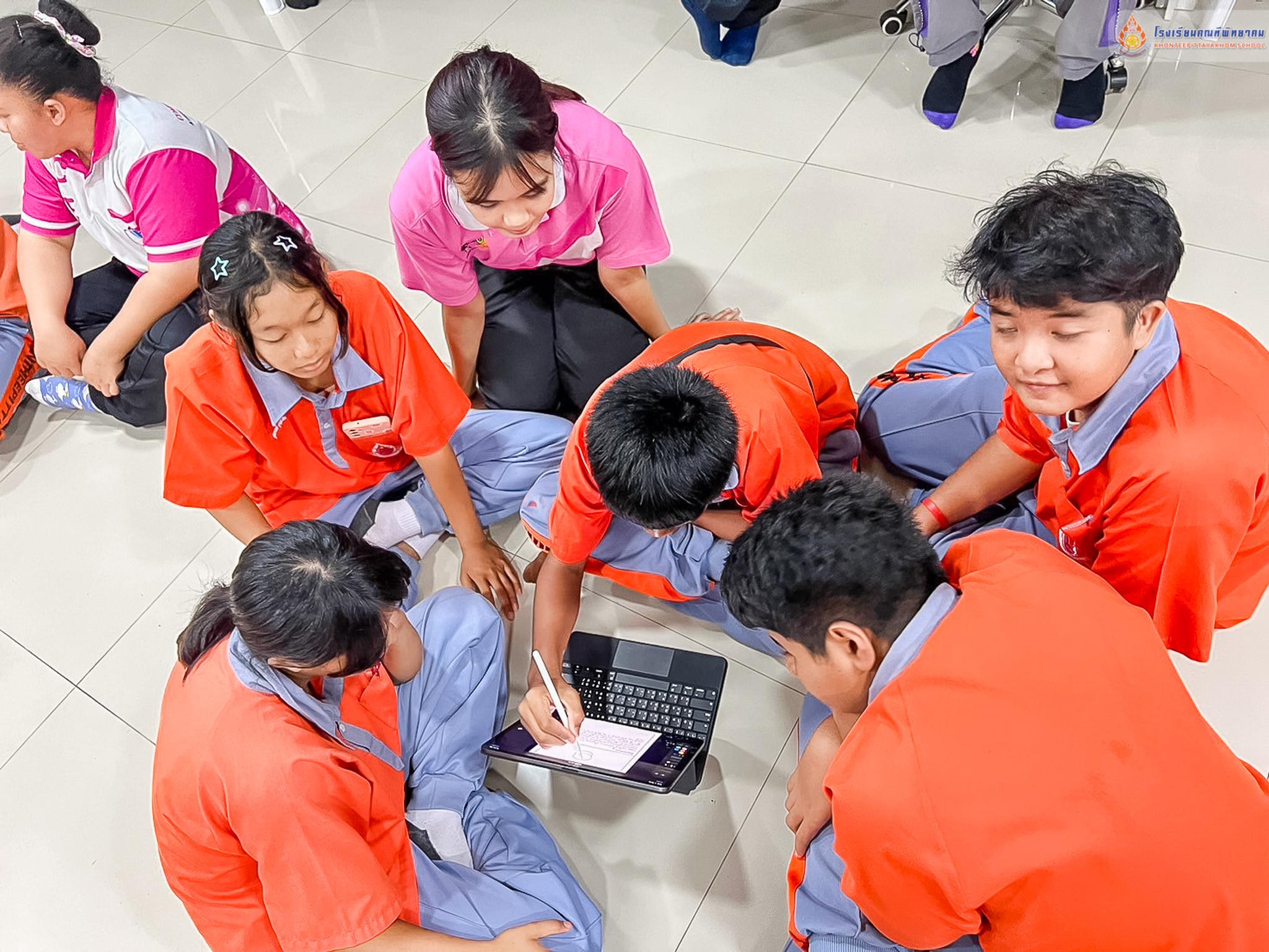 2. นักศึกษาโปรแกรมวิชาคอมพิวเตอร์ชั้นปีที่3 เข้าร่วมจัดกิจกรรม“ค่ายพัฒนาวิชาการ 8 กลุ่มสาระ ประจำปีการศึกษา 2567  โดยมีวัตถุประสงค์เพื่อกระตุ้นให้นักเรียนเห็นความสำคัญของการศึกษาและสามารถค้นคว้าหาความรู้ด้วยตนเอง ในด้านต่างๆ