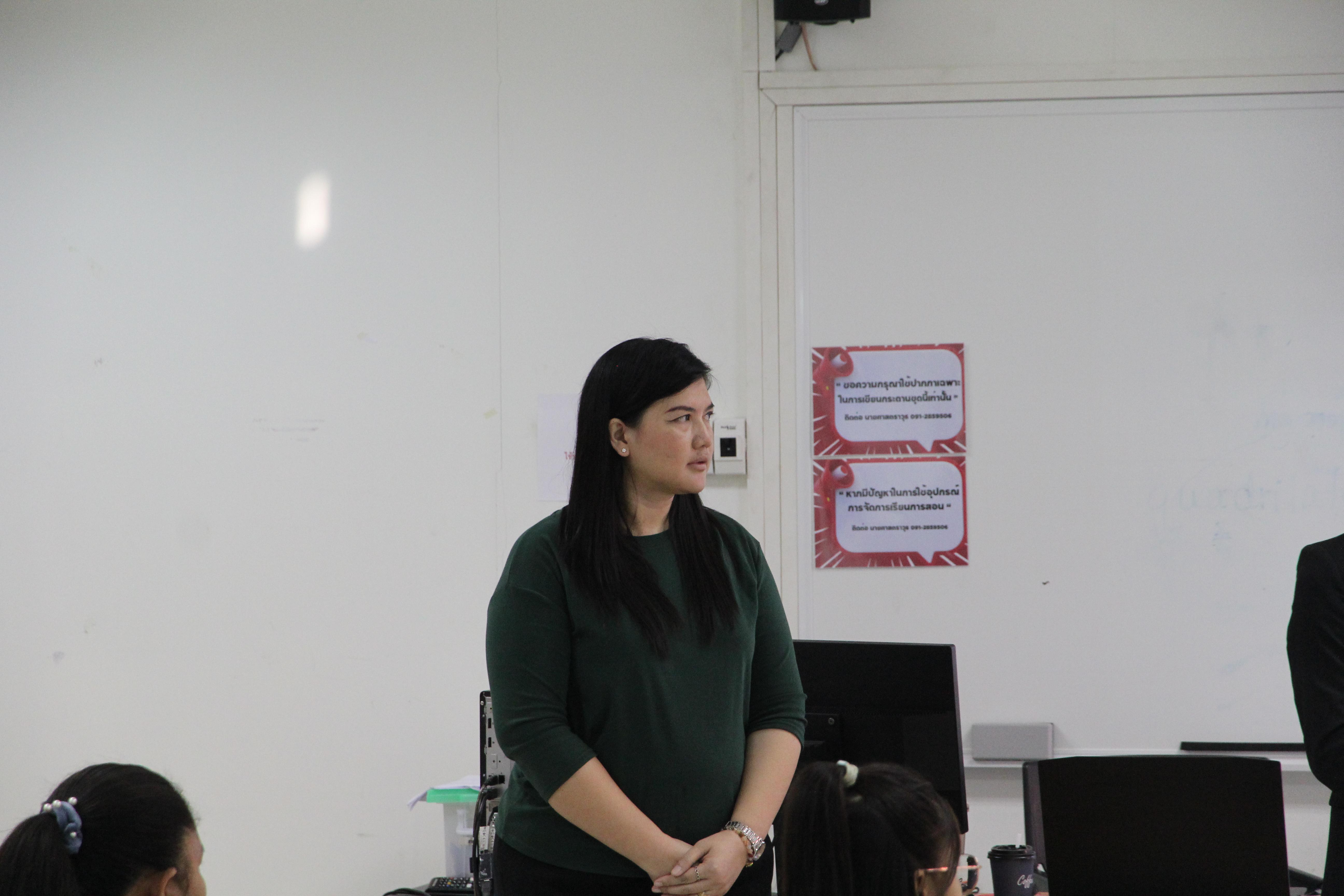 3. โปรแกรมวิชาคอมพิวเตอร์ จัดโครงการส่งเสริมการจัดการเรียนรู้แบบสะเต็มศึกษา "กิจกรรมการออกแบบการจัดการเรียนรู้แบบ STEM สำหรับนักศึกษาโปรแกรมวิชาคอมพิวเตอร์ ชั้นปีที่ 3" ณ ห้อง 46506 คณะครุศาสตร์