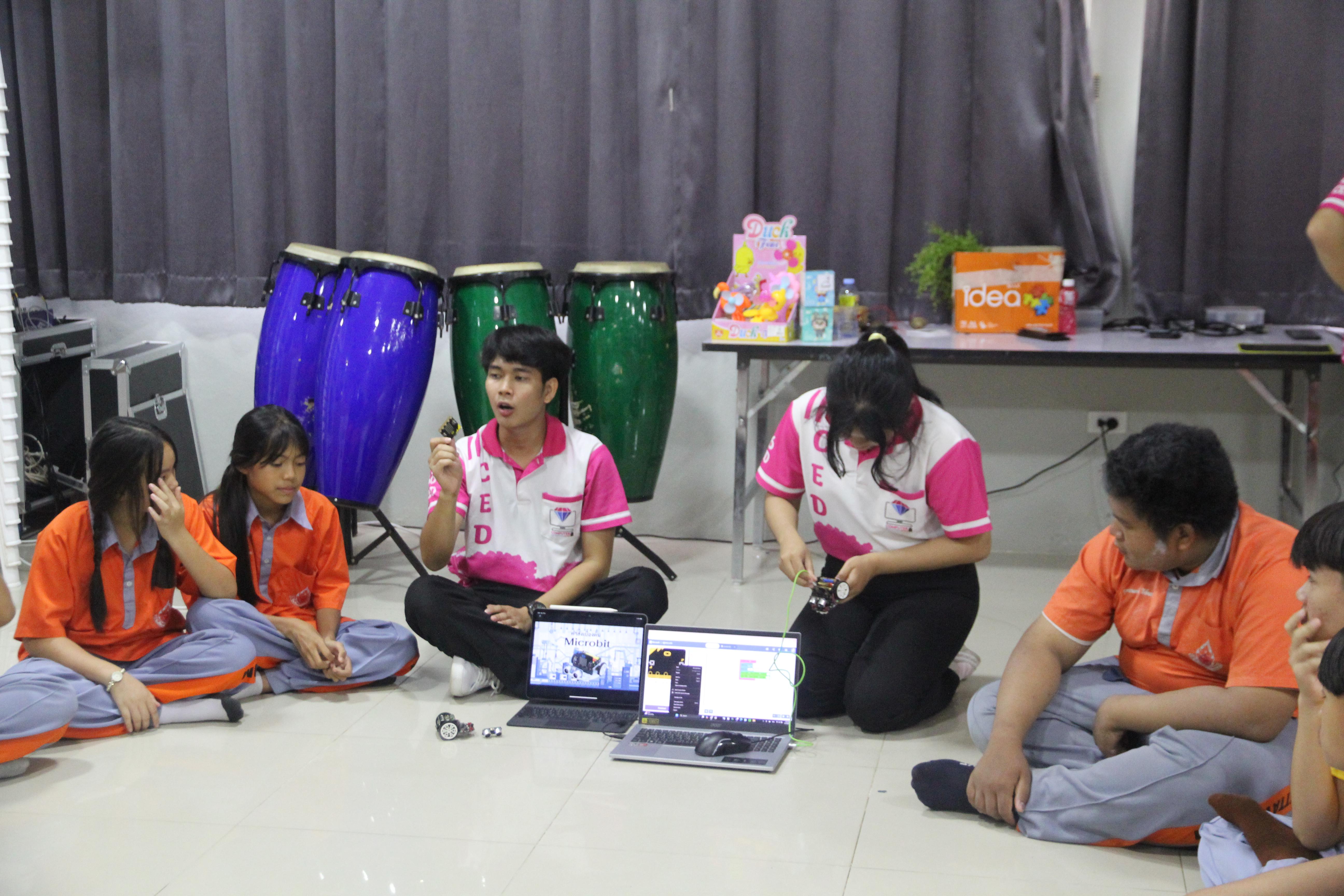 280. โปรแกรมวิชาคอมพิวเตอร์ ร่วมจัดค่ายวิชาการ 8 กลุ่มสาระการเรียนรู้ประจำปีการศึกษา 2568