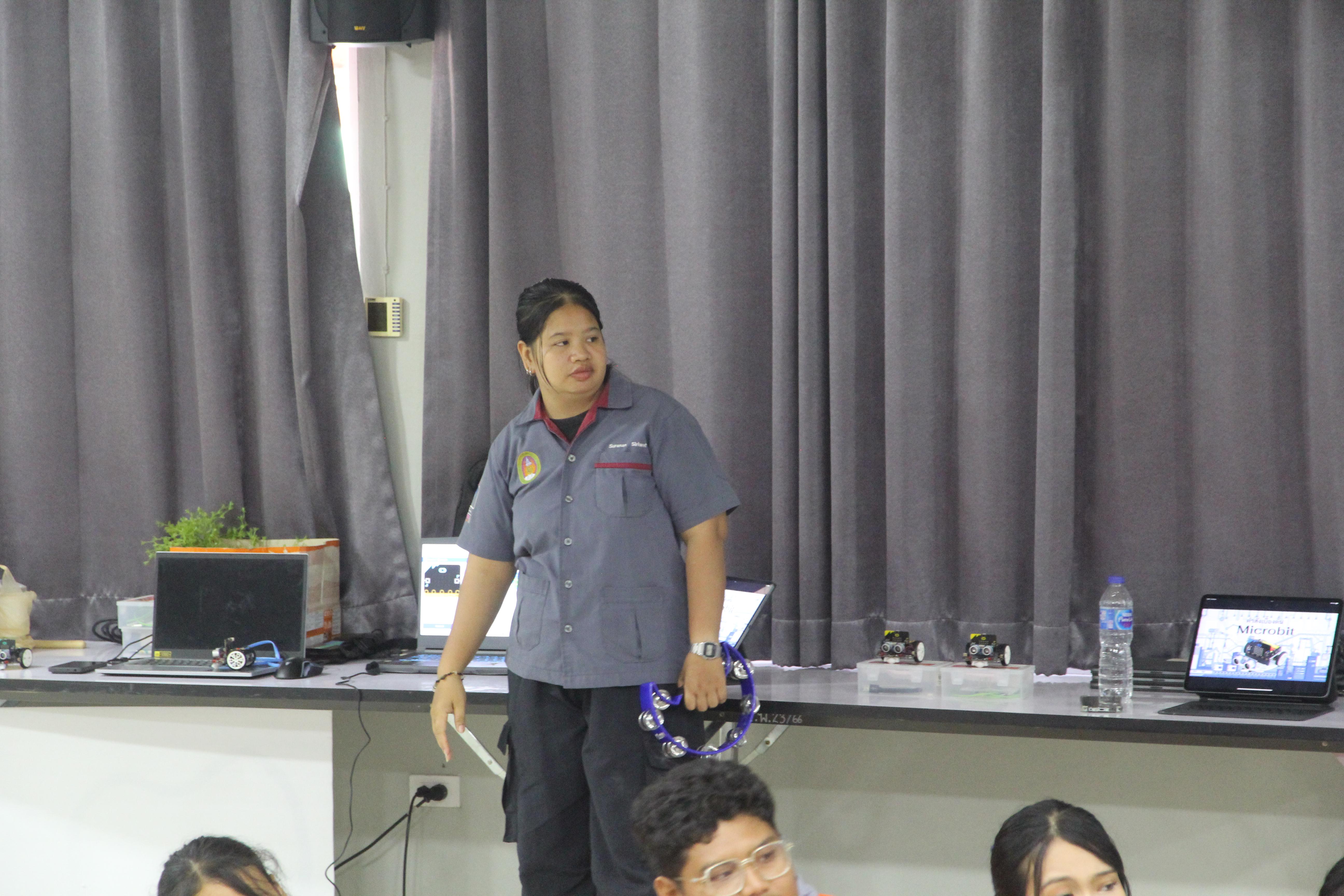 317. โปรแกรมวิชาคอมพิวเตอร์ ร่วมจัดค่ายวิชาการ 8 กลุ่มสาระการเรียนรู้ประจำปีการศึกษา 2568