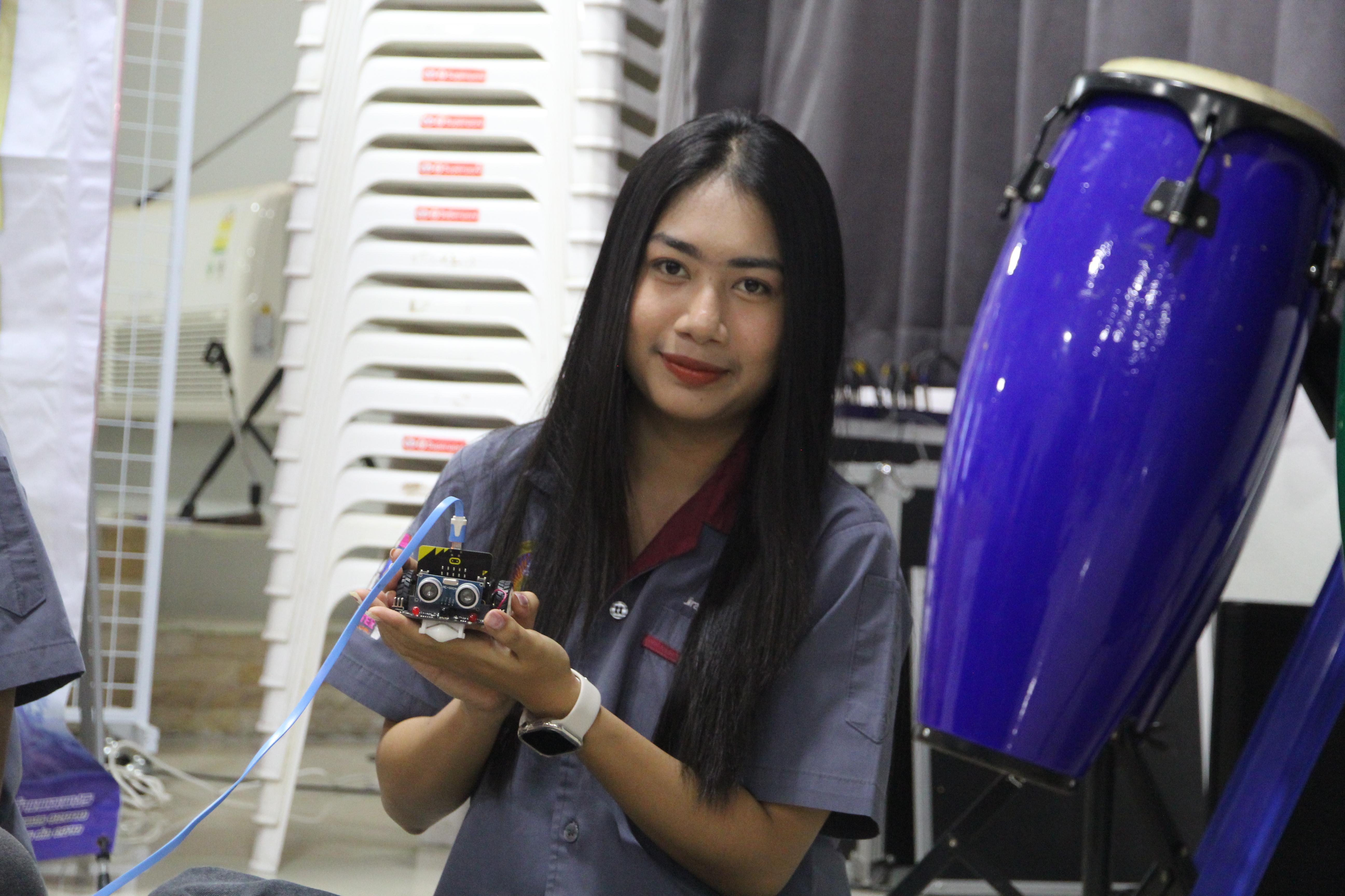 344. โปรแกรมวิชาคอมพิวเตอร์ ร่วมจัดค่ายวิชาการ 8 กลุ่มสาระการเรียนรู้ประจำปีการศึกษา 2568