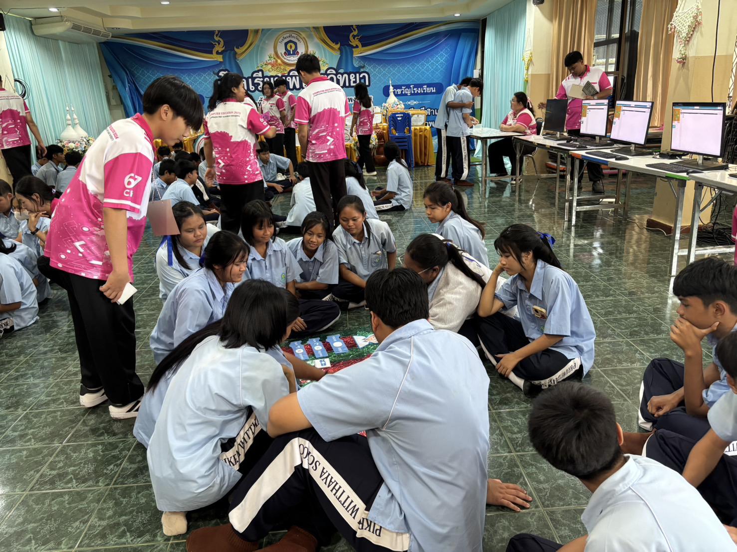 97. วันที่ 29 สค 2568 โปรแกรมคอมพิวเตอร์จัดค่าย ณ รร.พิไกรวิทยา