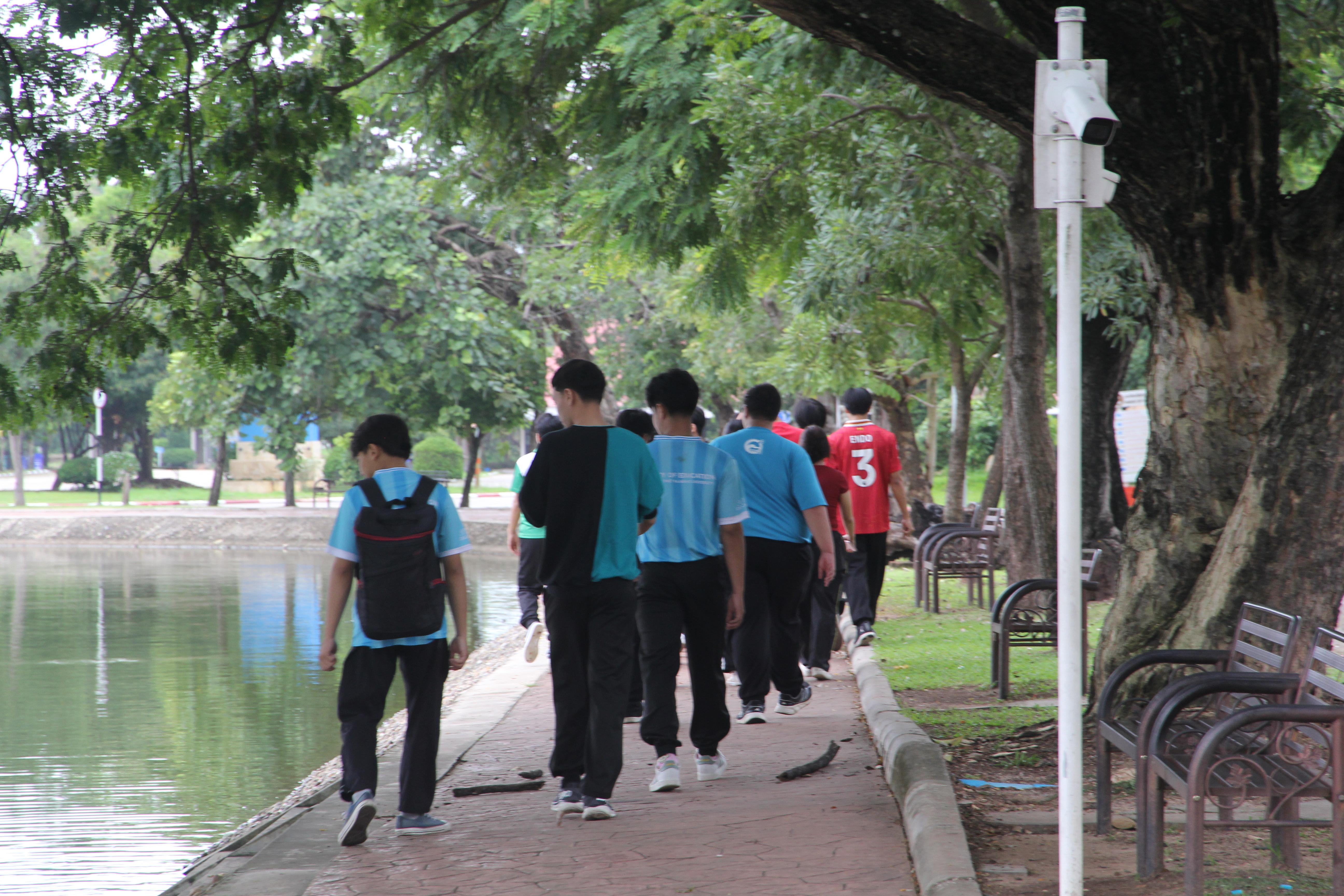 134. กิจกรรมผูกข้อมือ 68