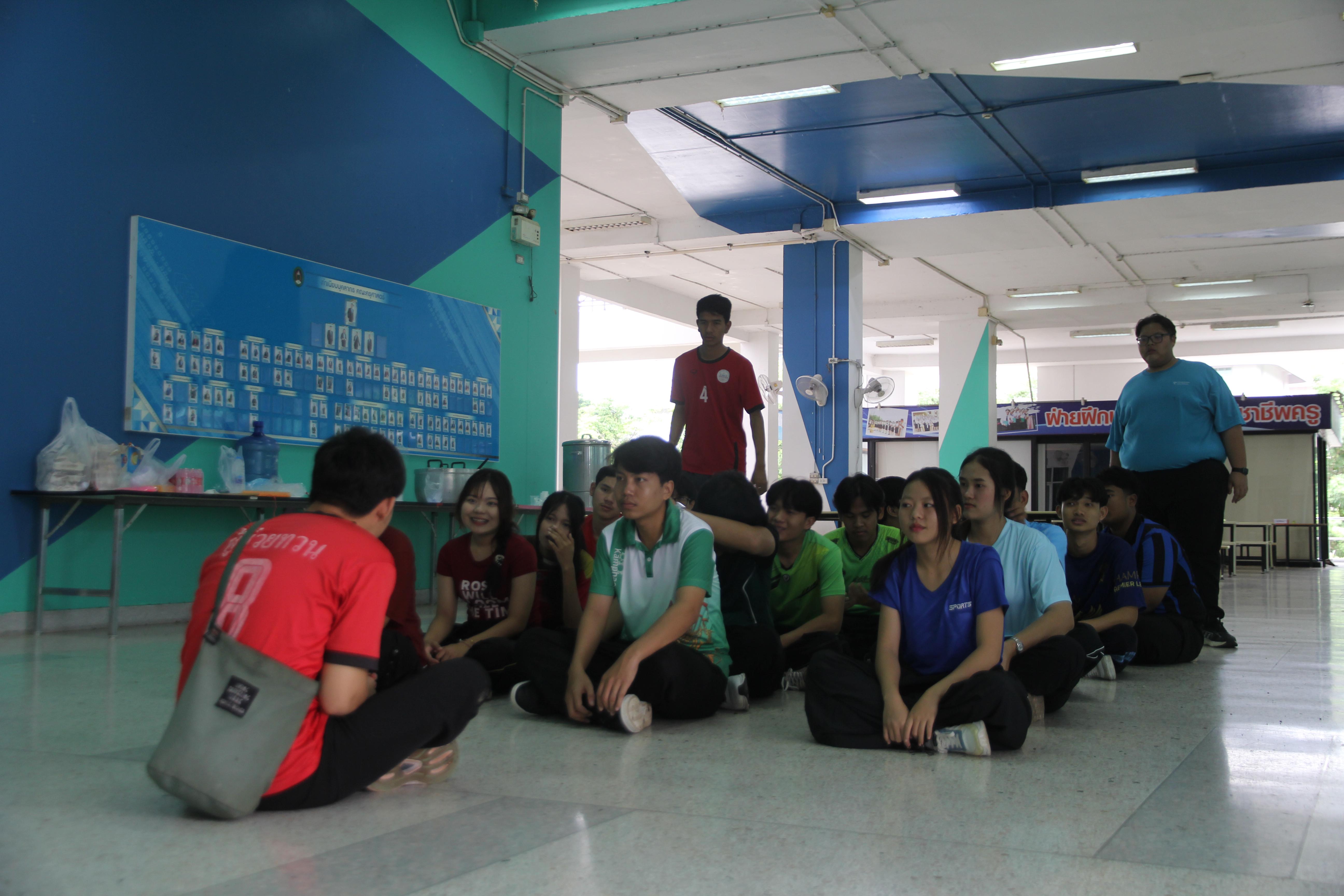 152. กิจกรรมผูกข้อมือ 68
