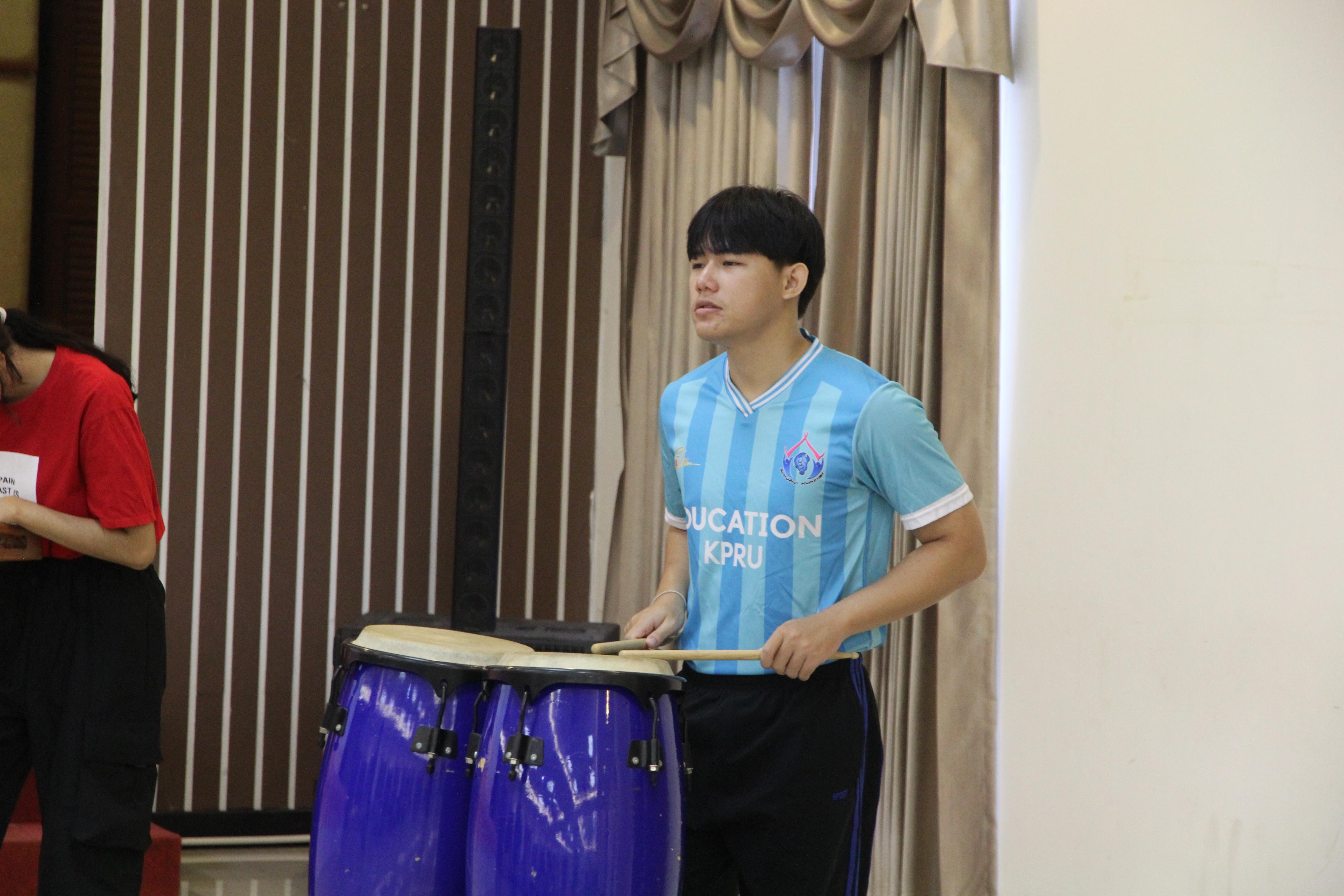 166. กิจกรรมผูกข้อมือ 68