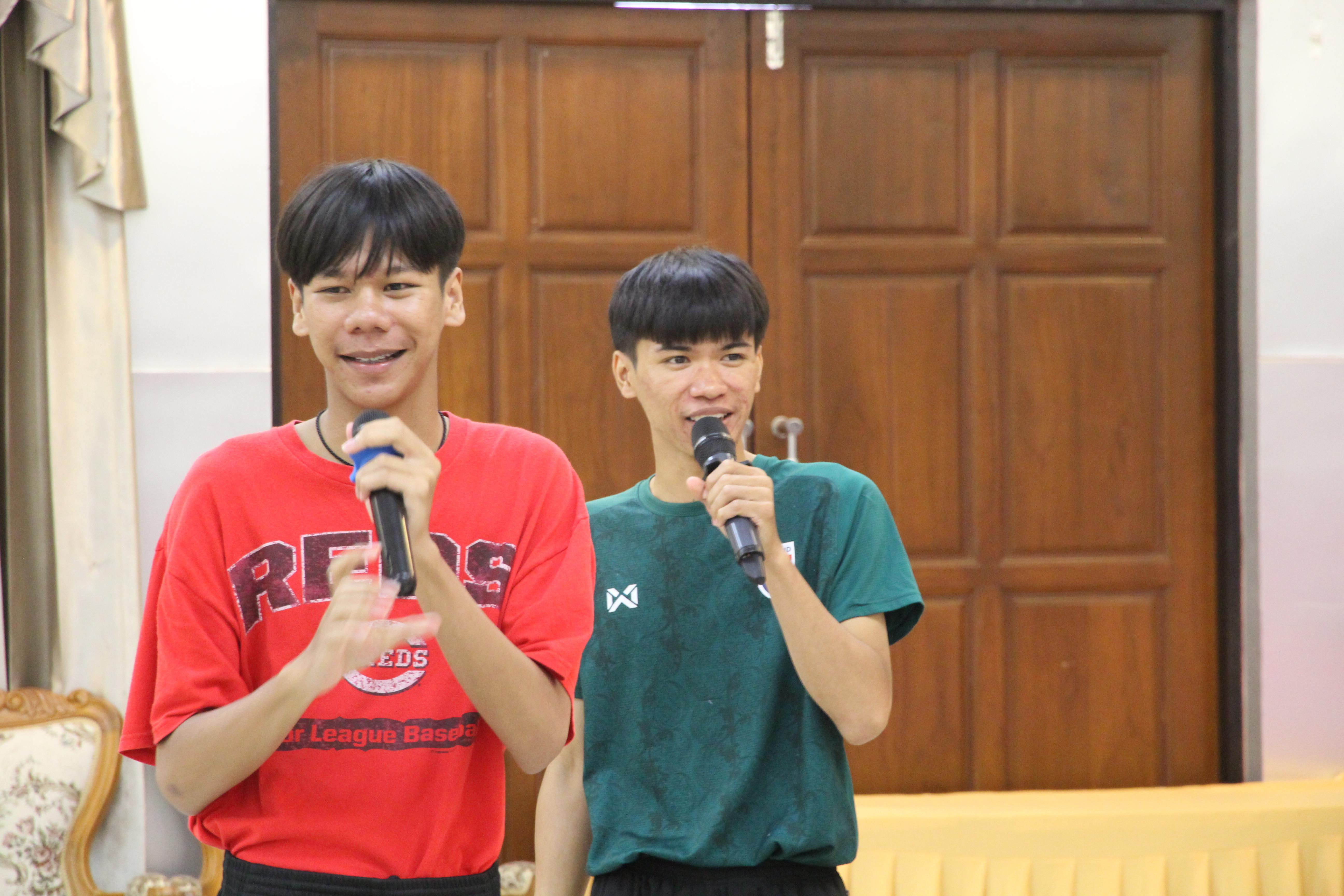 170. กิจกรรมผูกข้อมือ 68