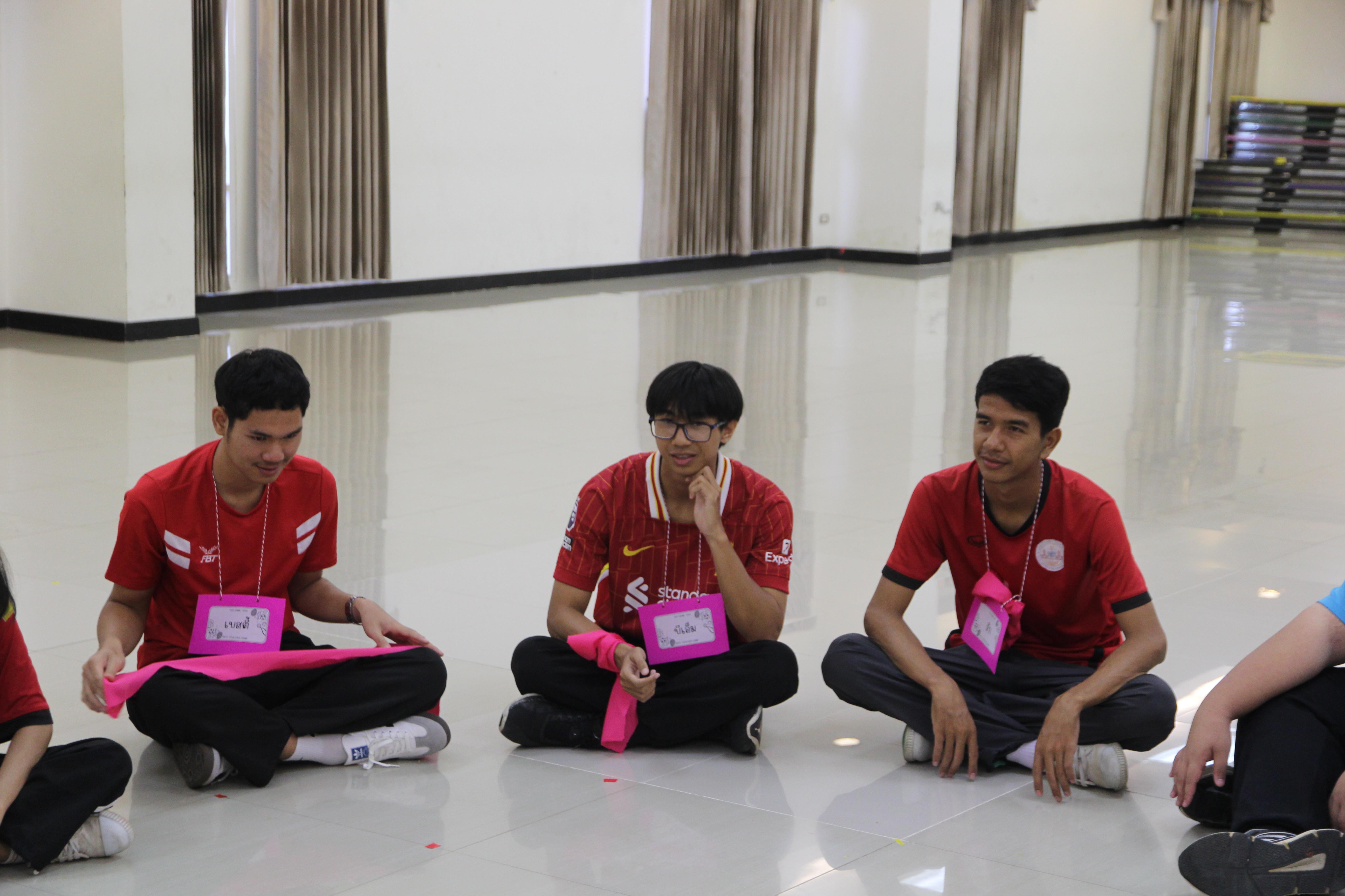 209. กิจกรรมผูกข้อมือ 68