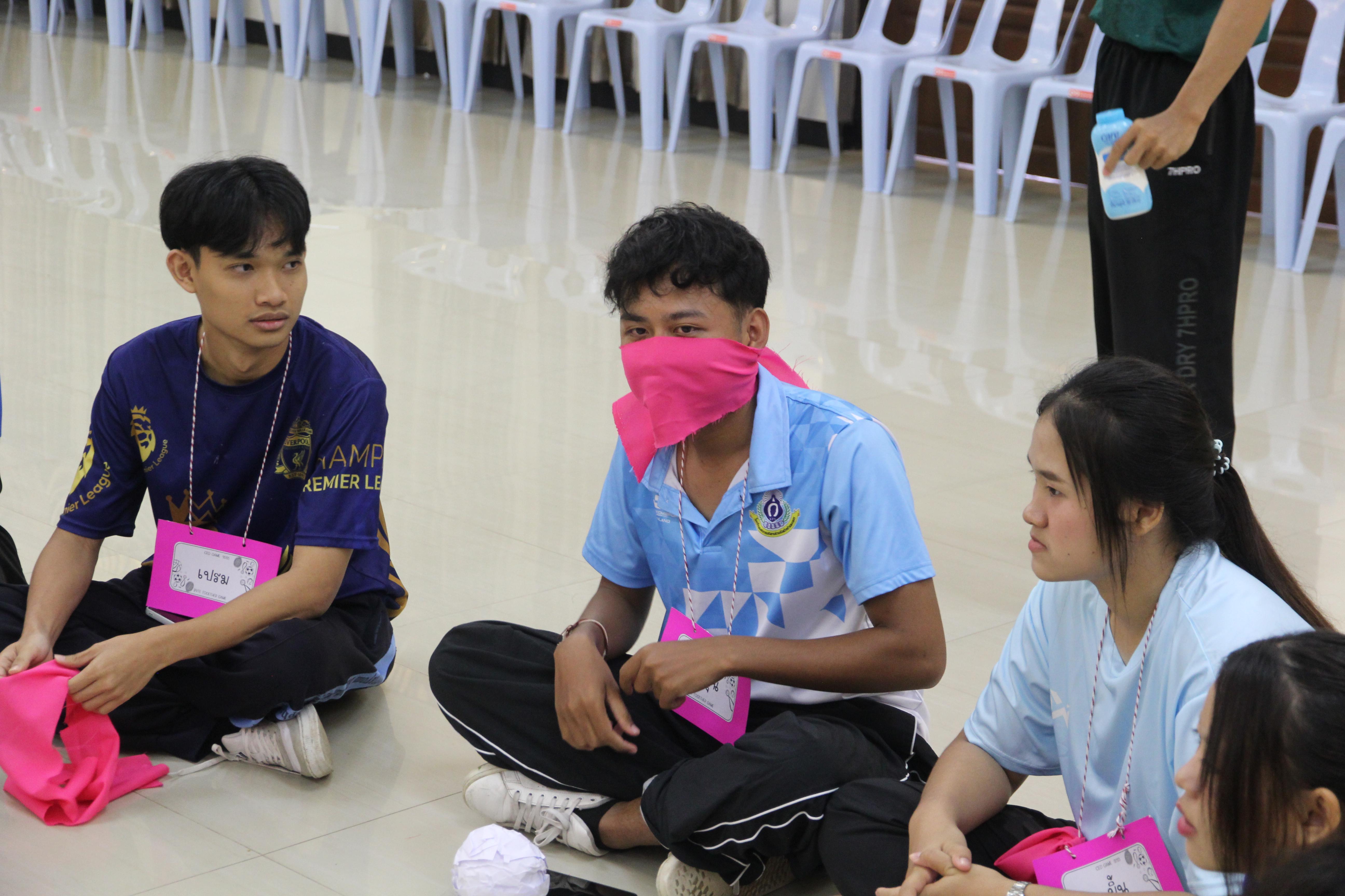 216. กิจกรรมผูกข้อมือ 68