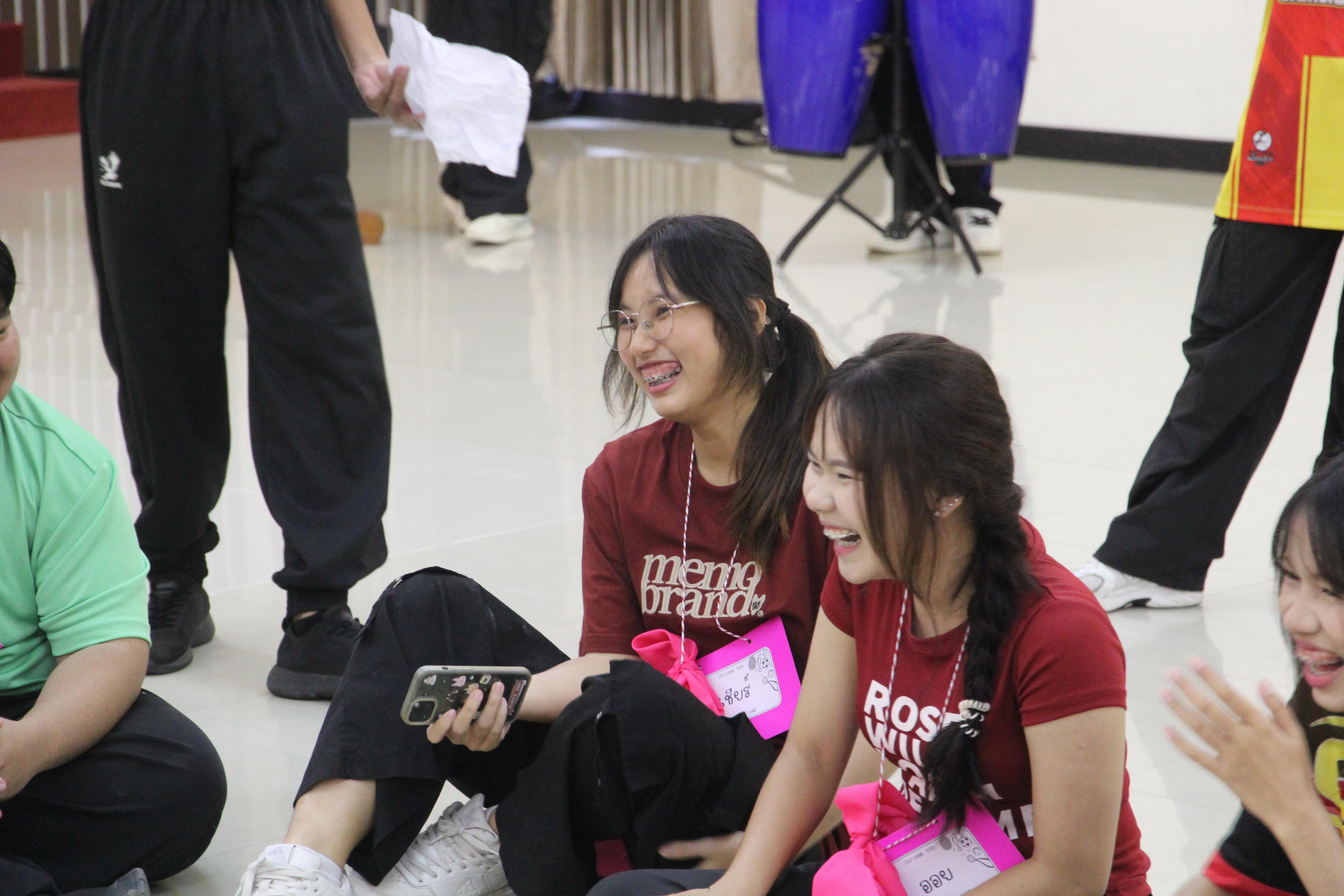 266. กิจกรรมผูกข้อมือ 68