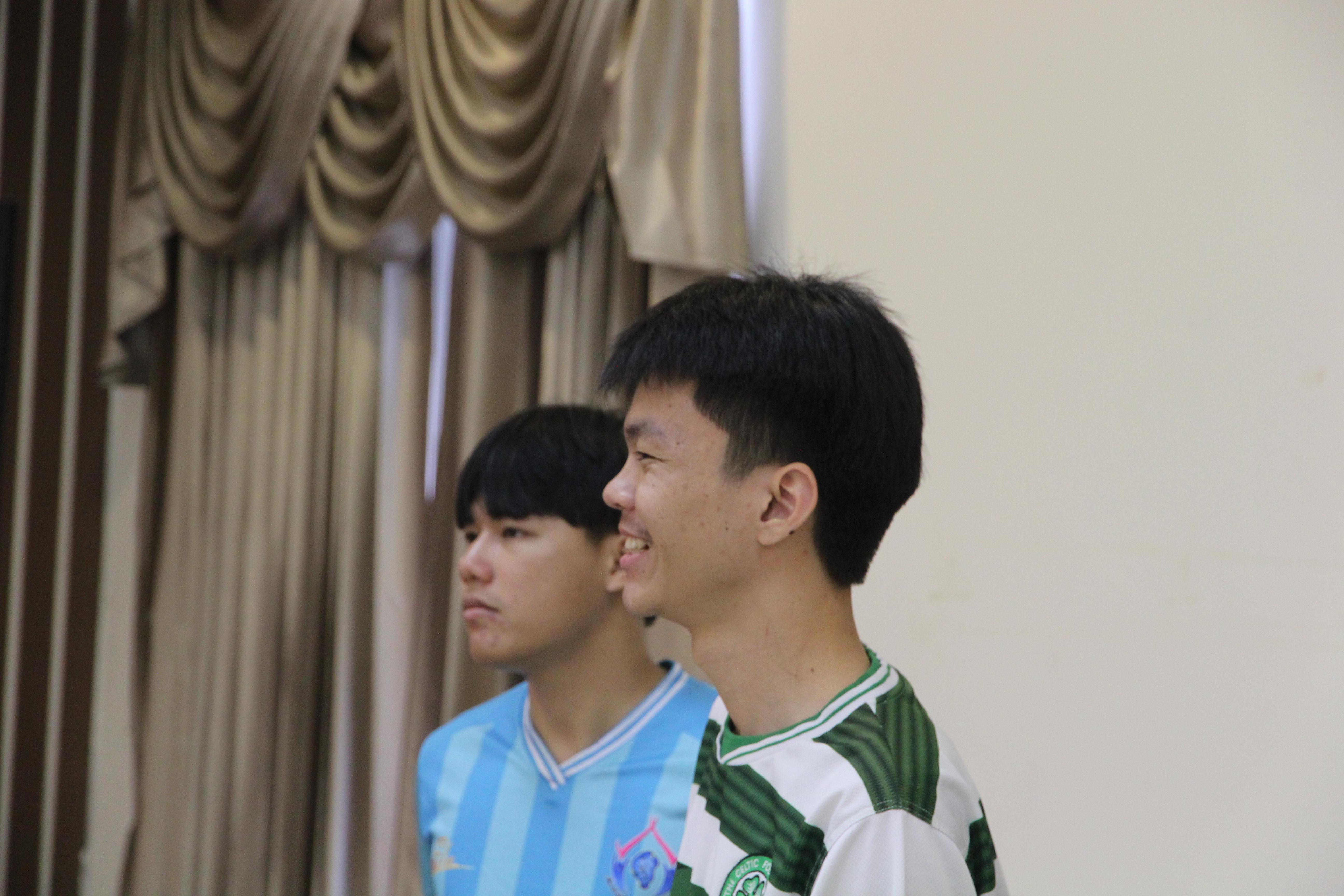 312. กิจกรรมผูกข้อมือ 68