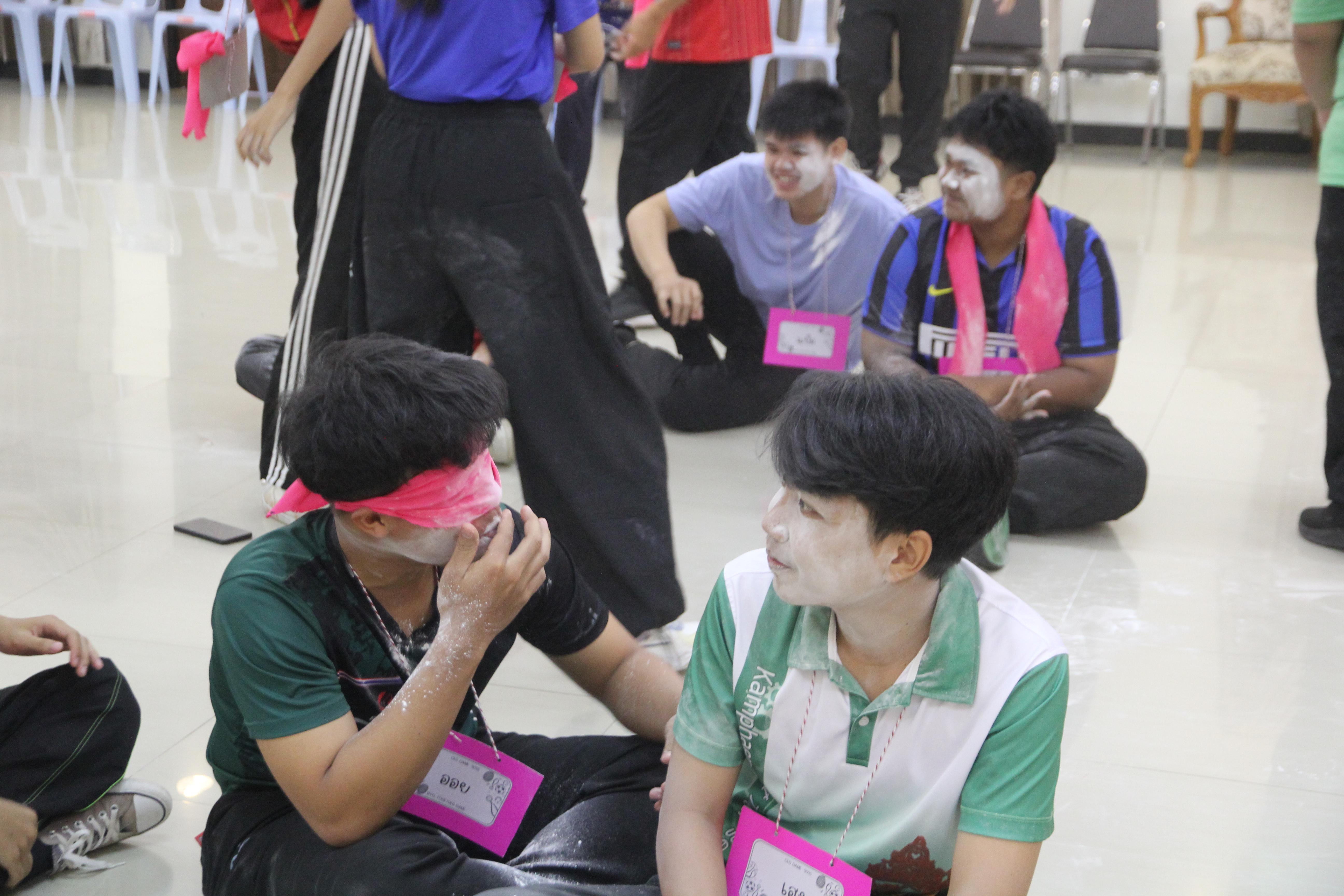 362. กิจกรรมผูกข้อมือ 68