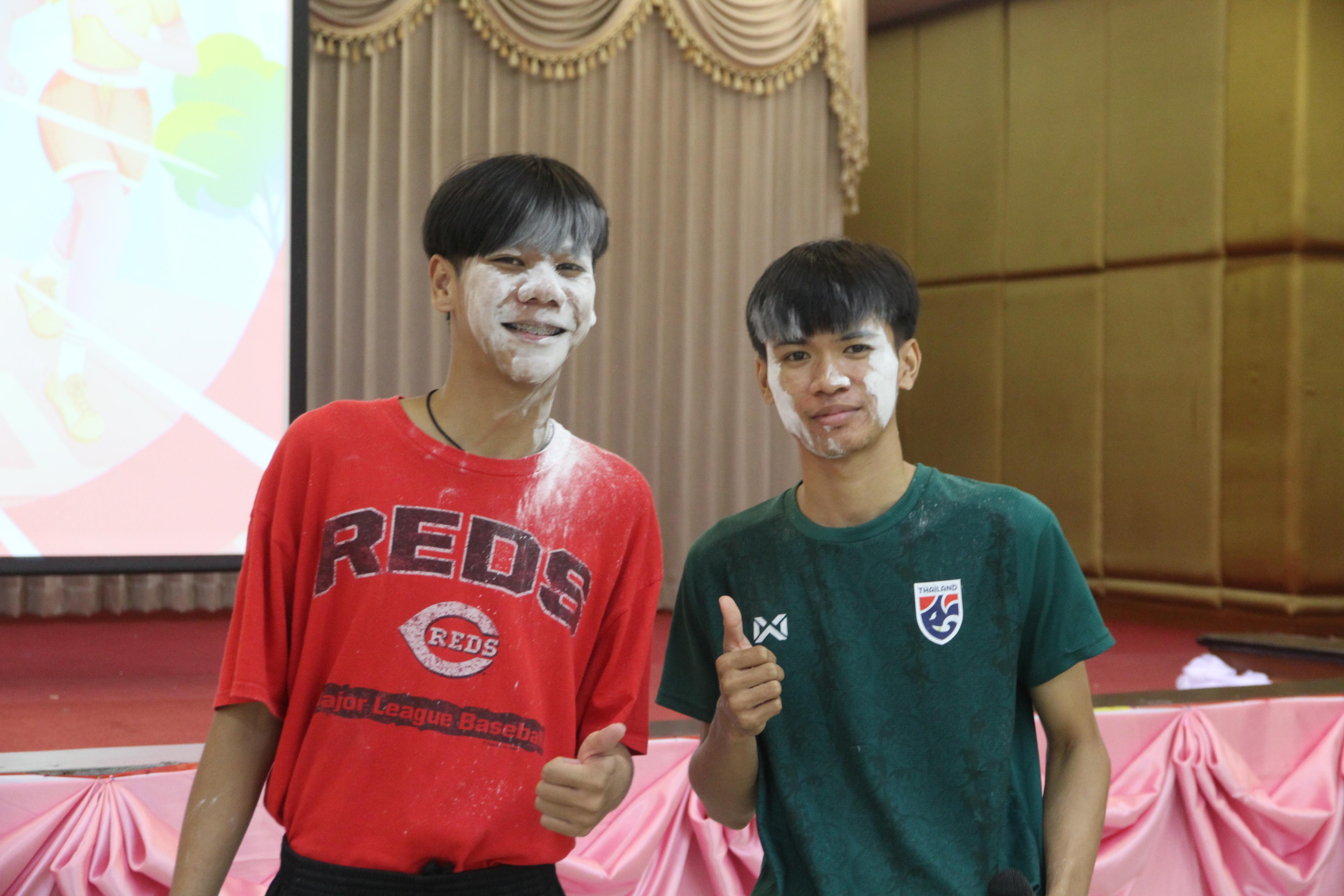 368. กิจกรรมผูกข้อมือ 68