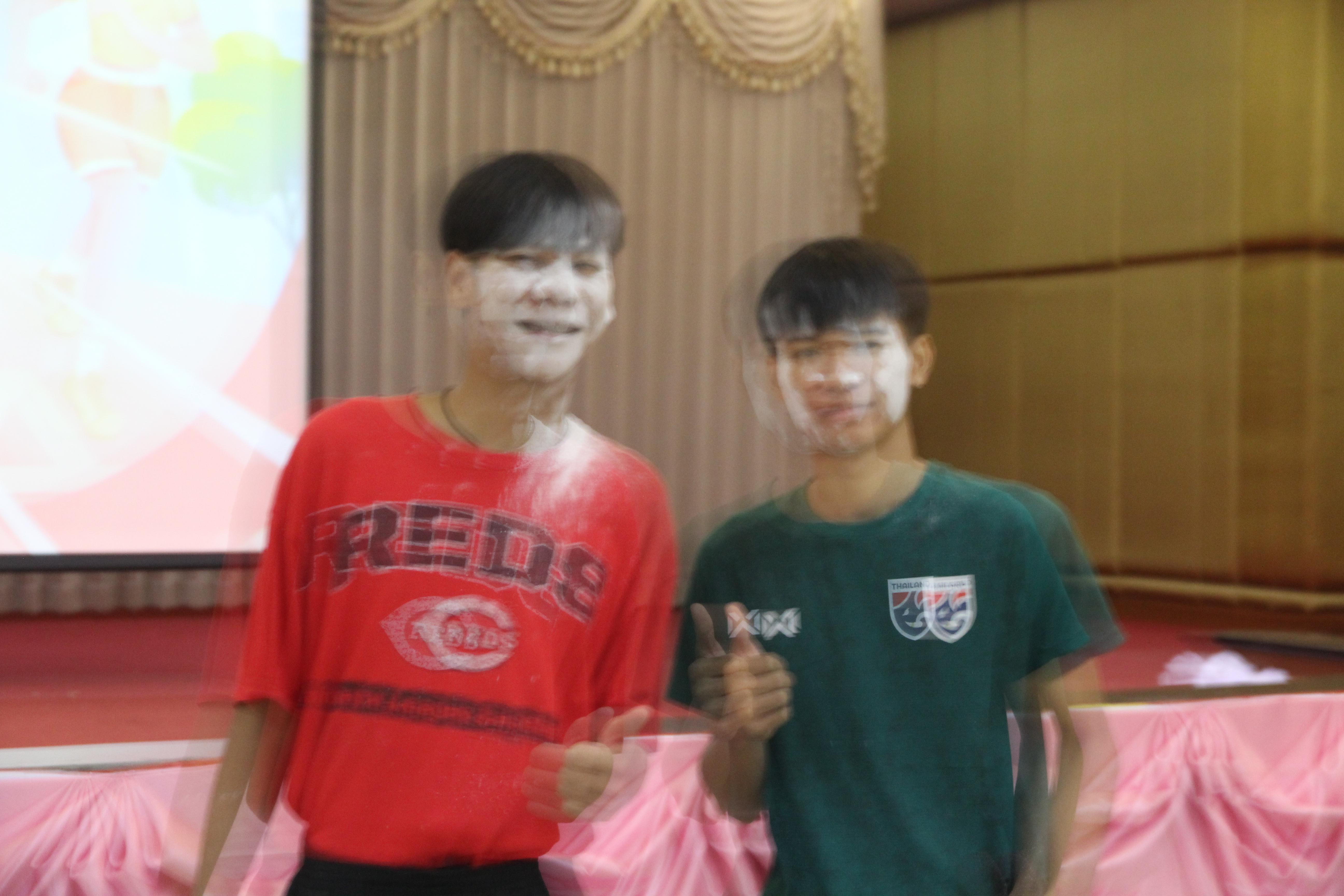 369. กิจกรรมผูกข้อมือ 68