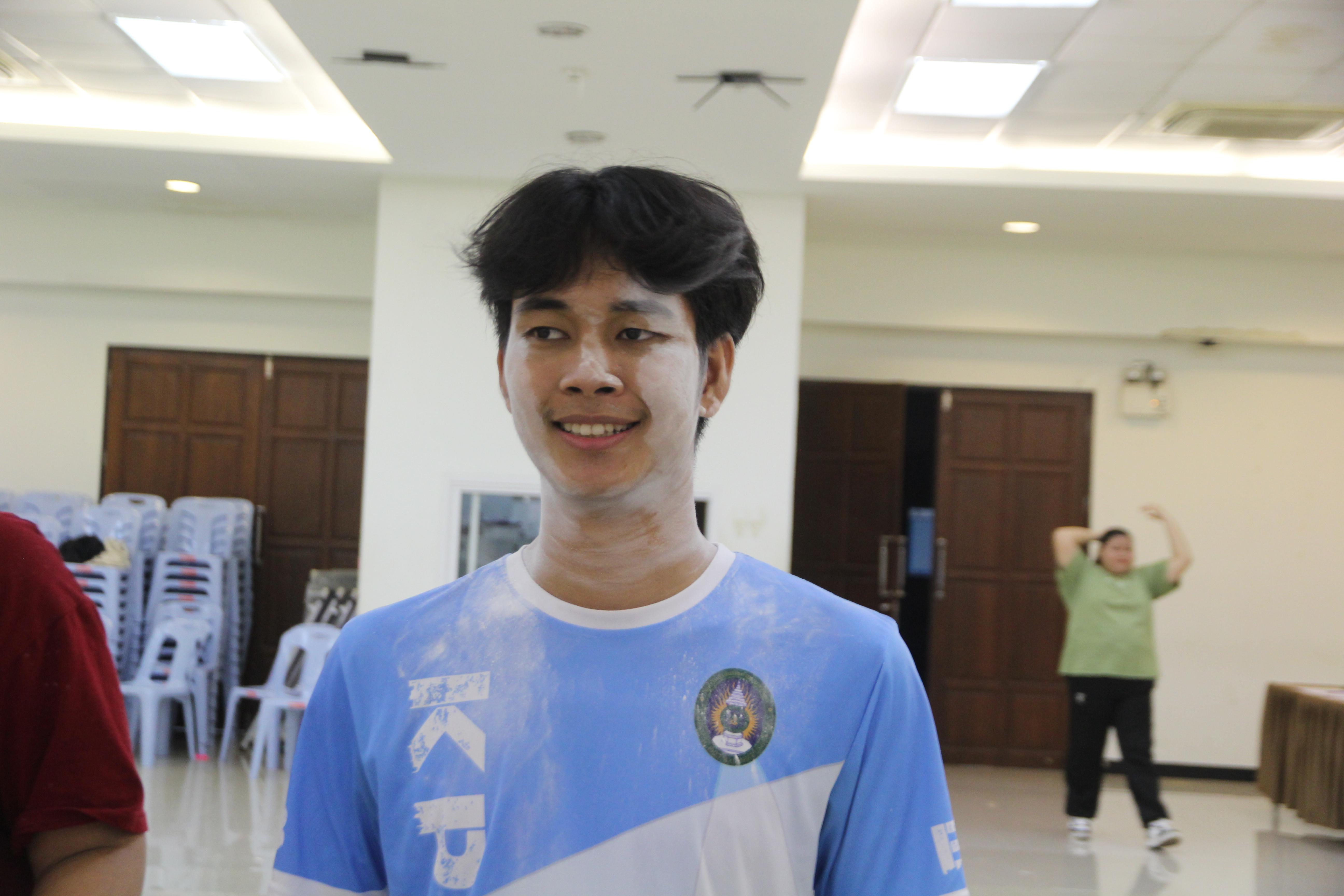 379. กิจกรรมผูกข้อมือ 68