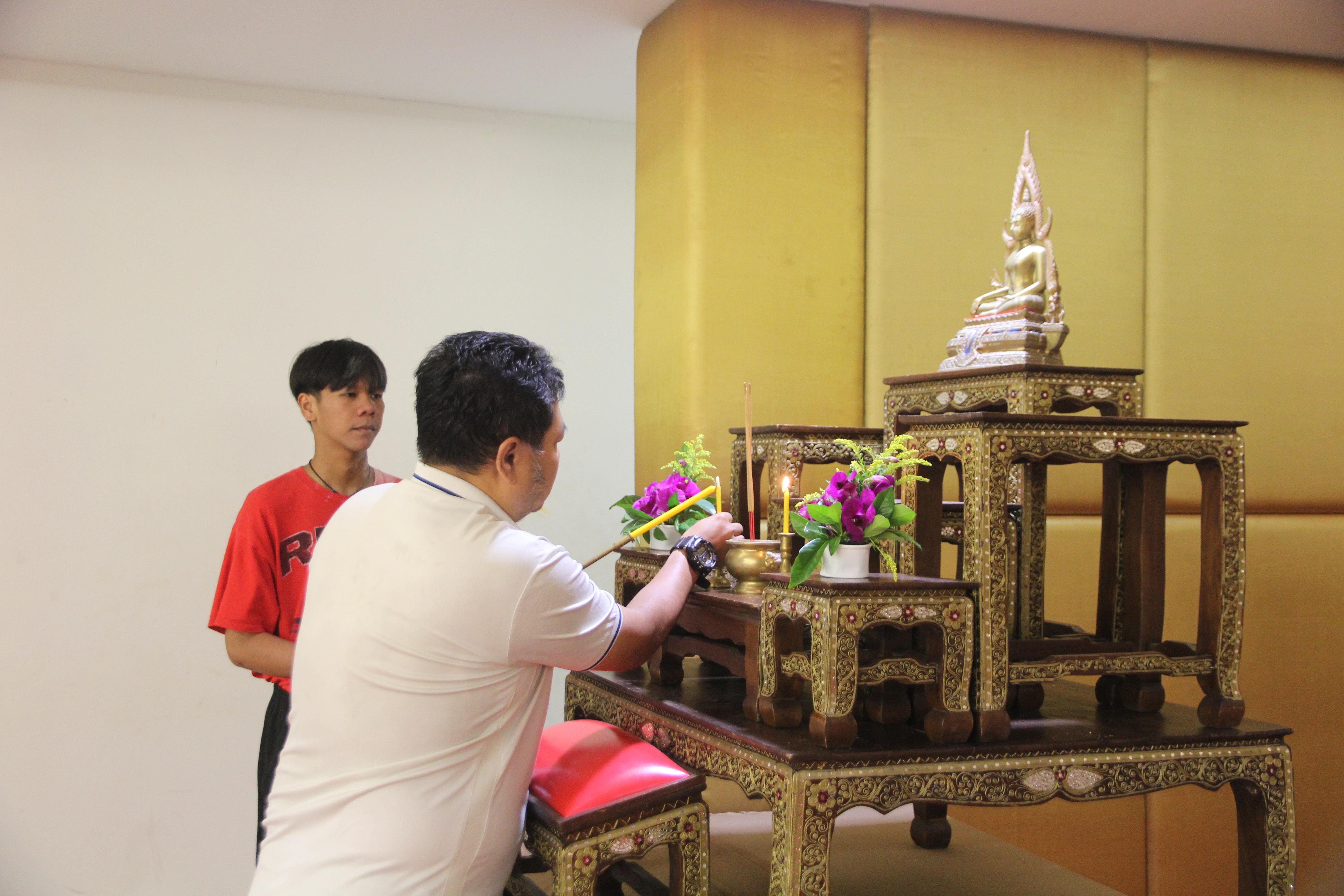 459. กิจกรรมผูกข้อมือ 68