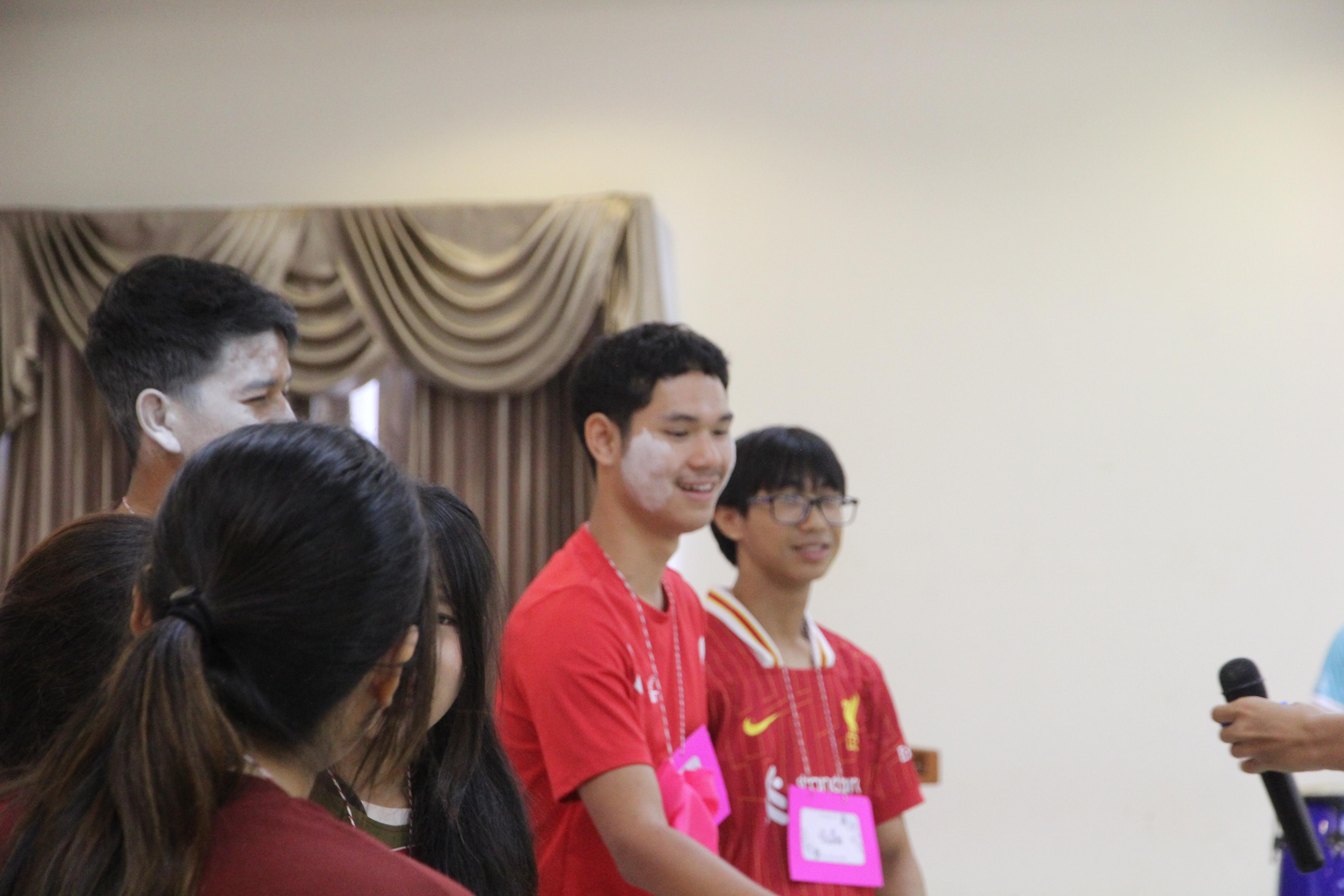 517. กิจกรรมผูกข้อมือ 68