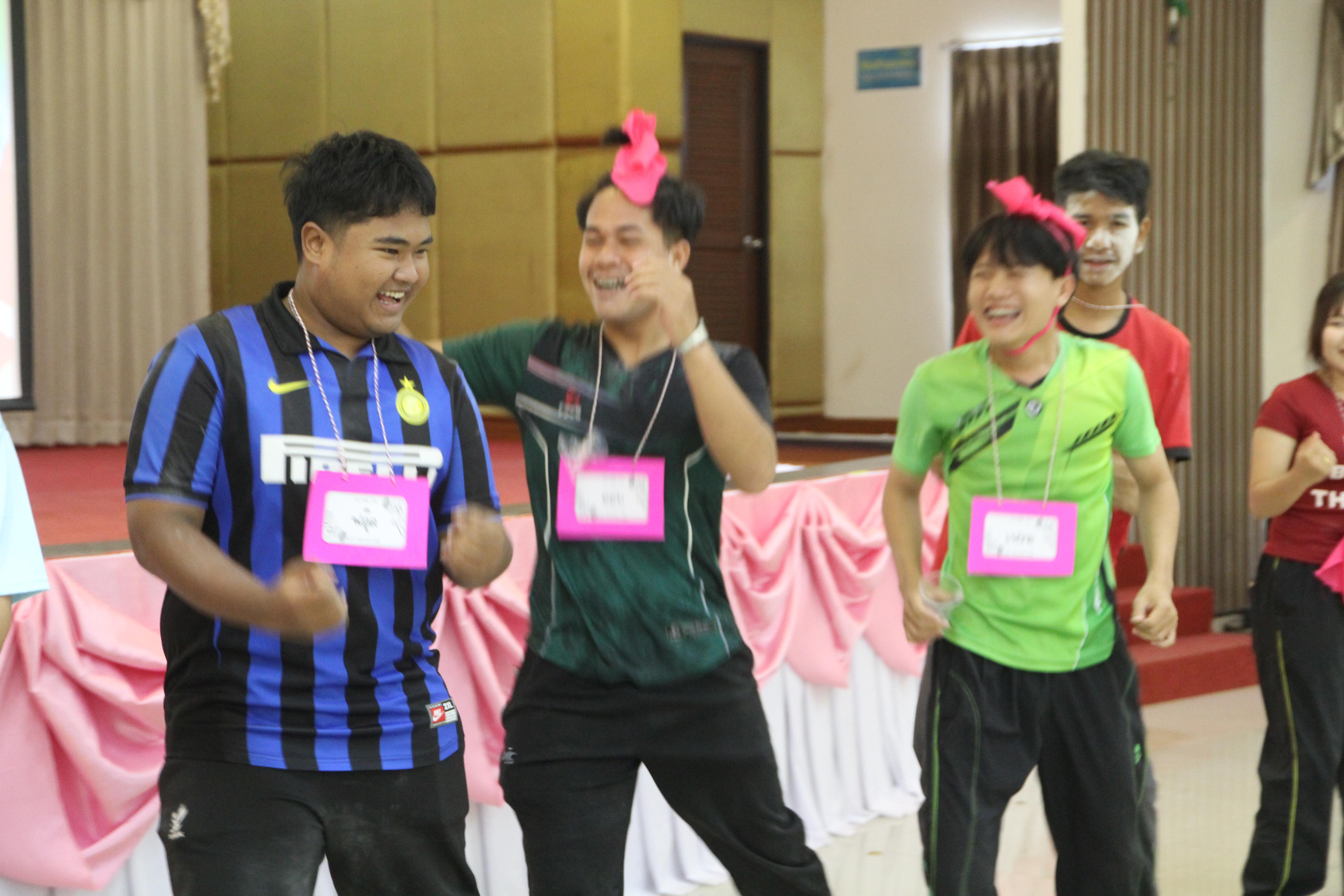 610. กิจกรรมผูกข้อมือ 68