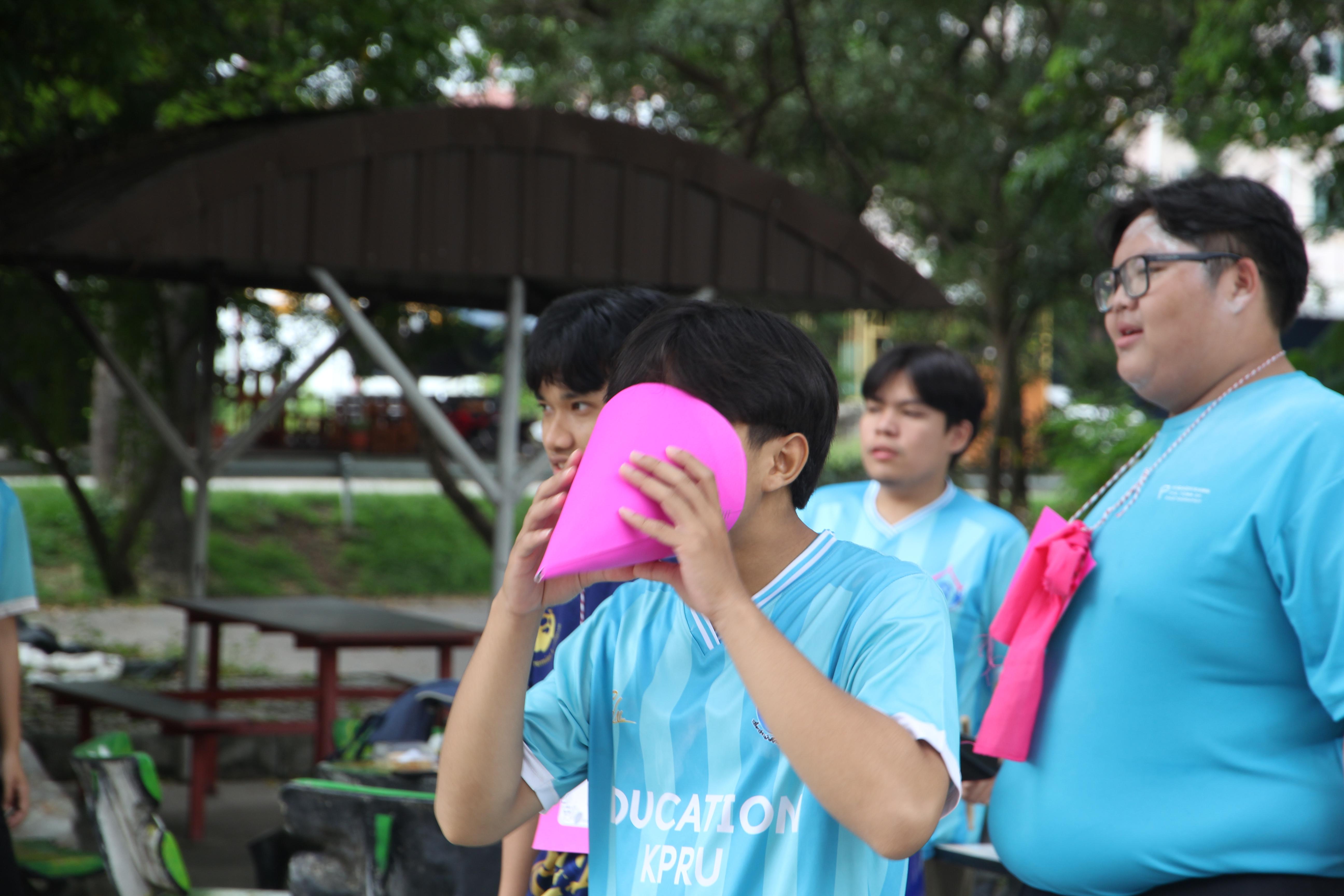 682. กิจกรรมผูกข้อมือ 68