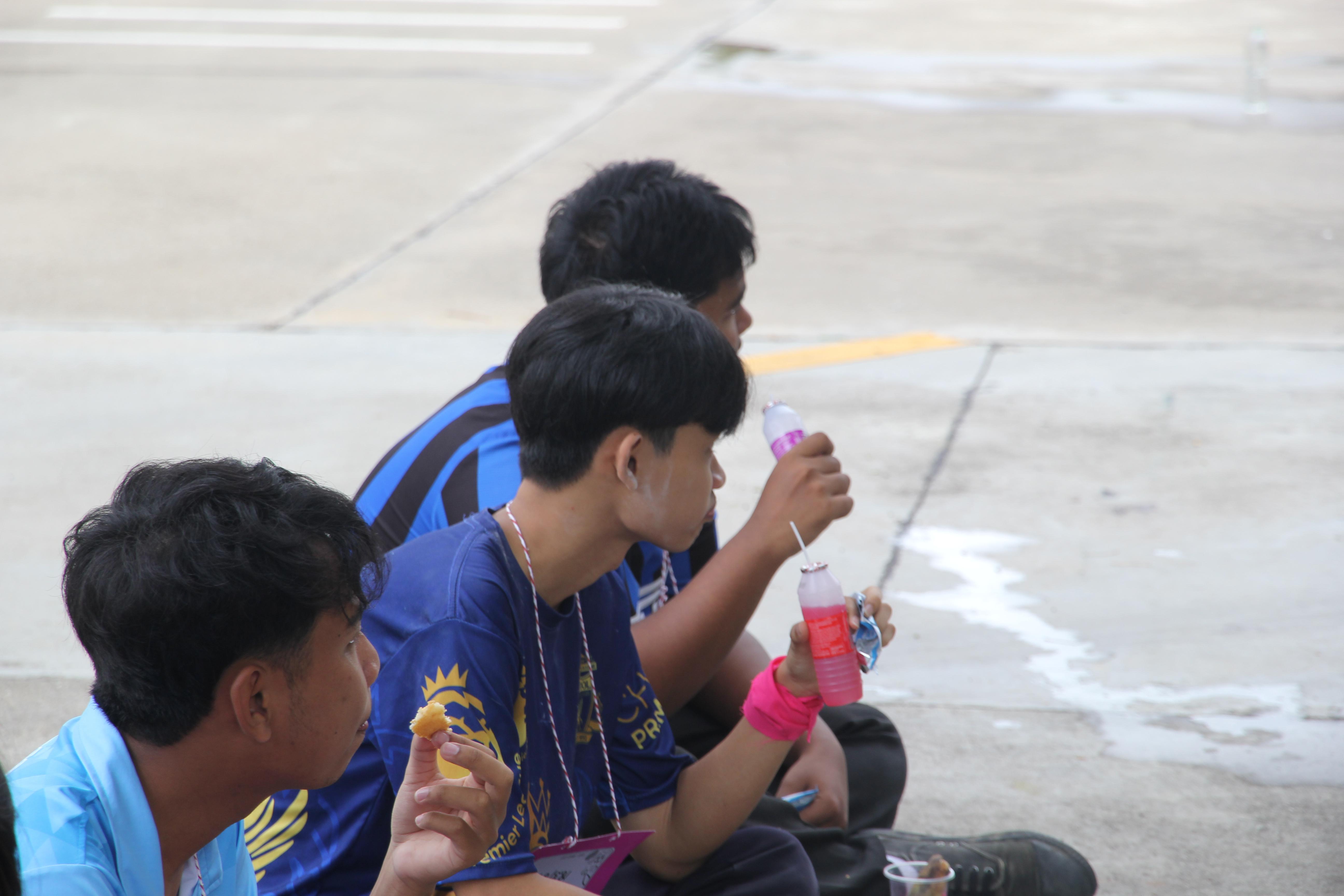 730. กิจกรรมผูกข้อมือ 68