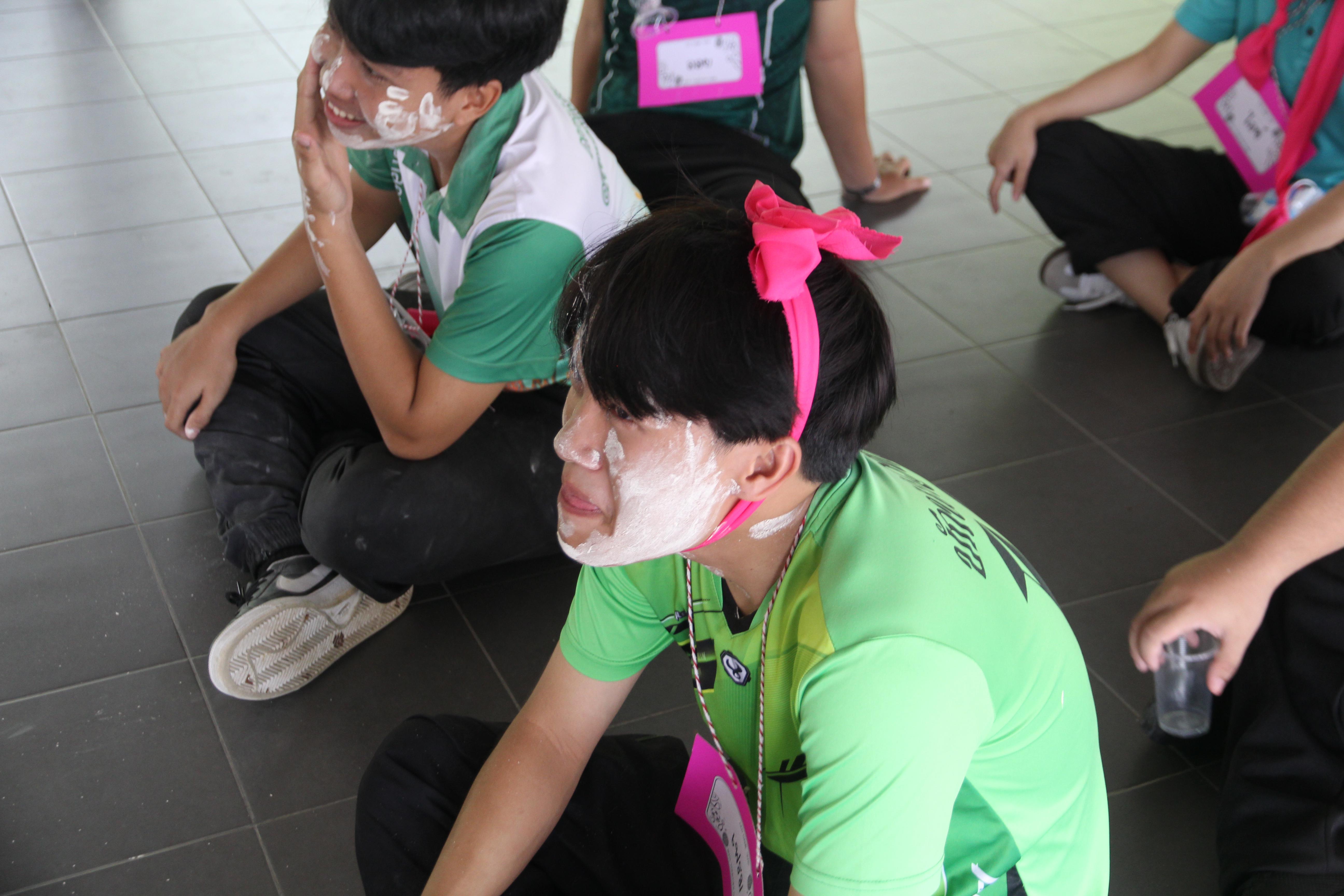 751. กิจกรรมผูกข้อมือ 68