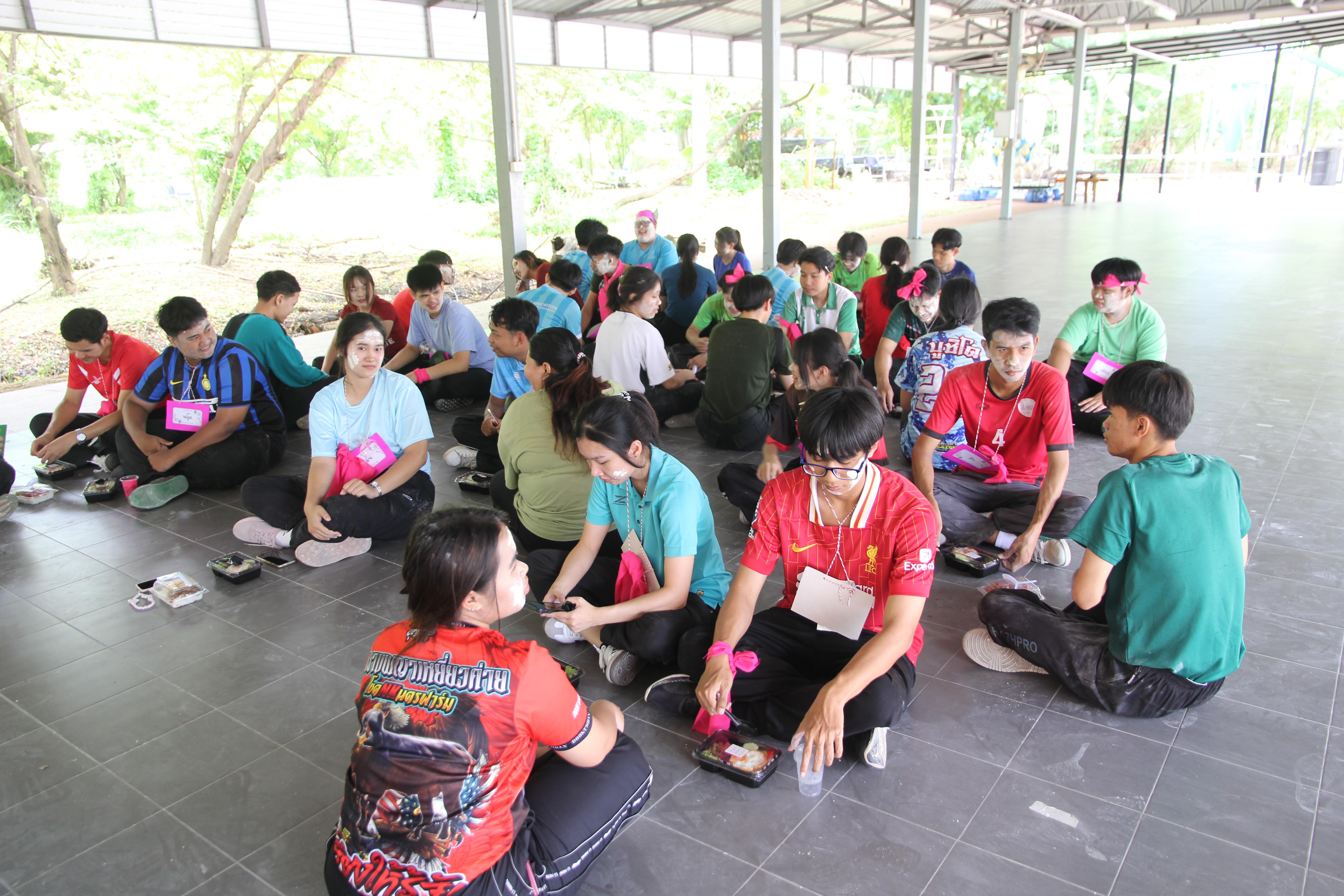 959. กิจกรรมผูกข้อมือ 68