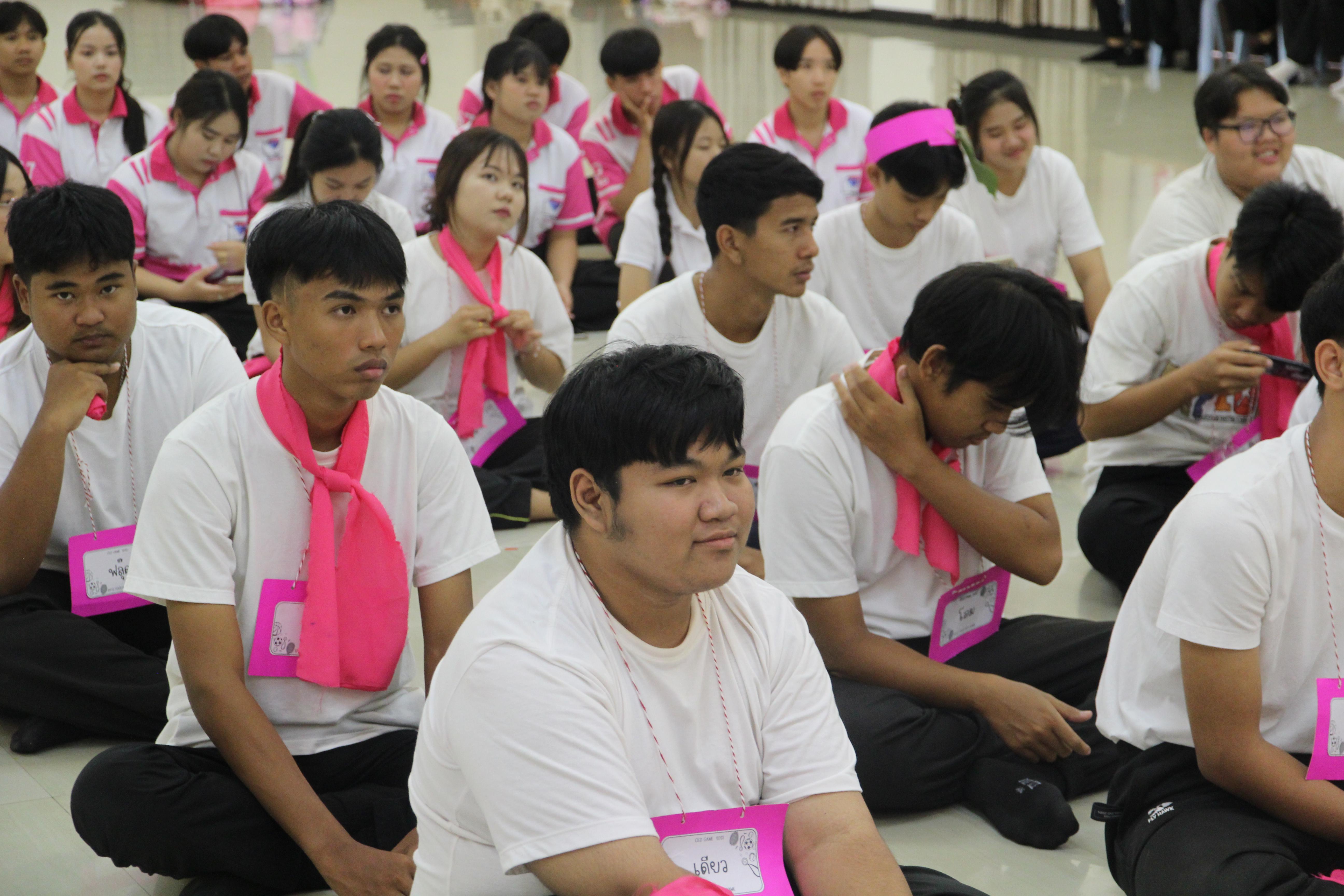 1010. กิจกรรมผูกข้อมือ 68