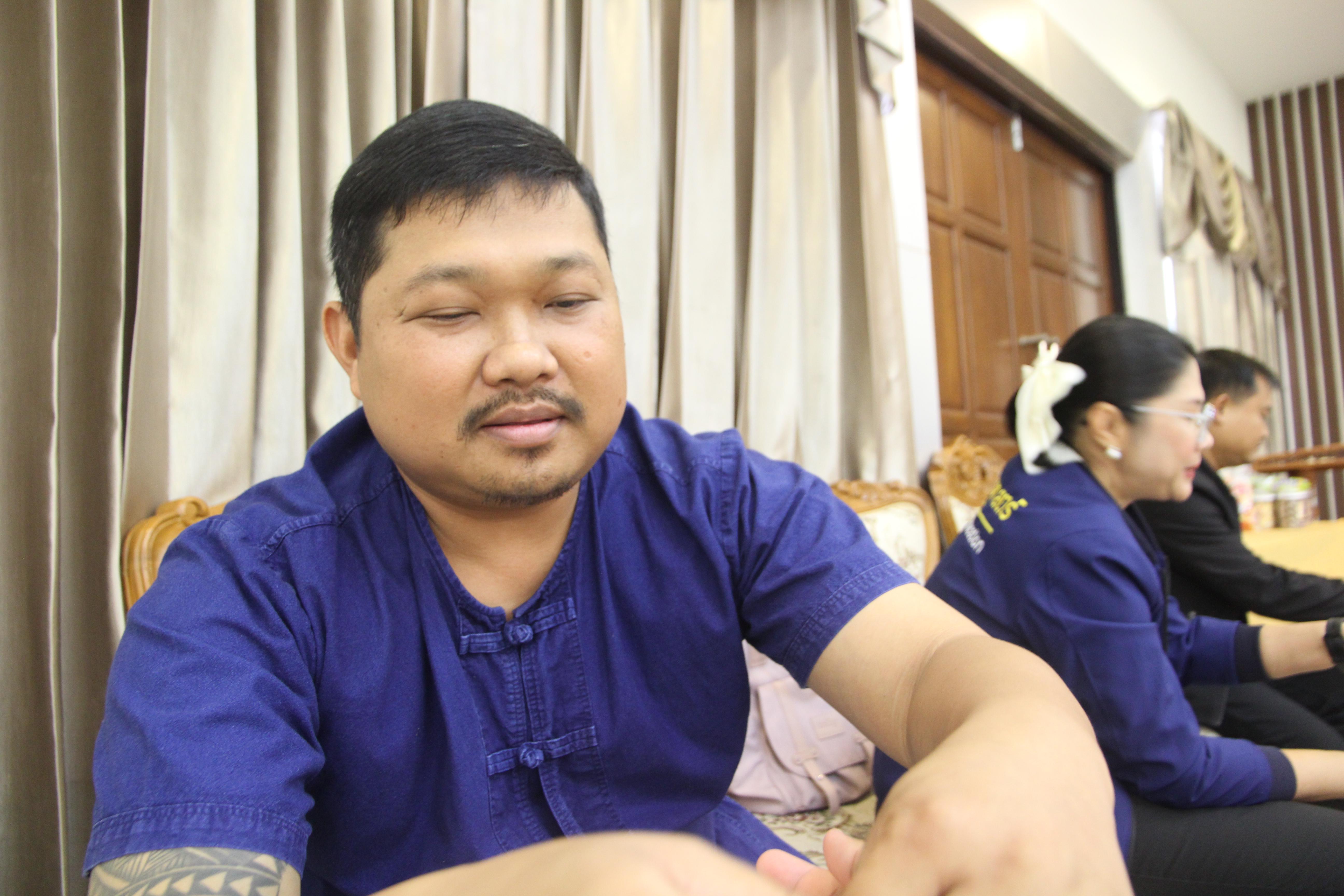 1187. กิจกรรมผูกข้อมือ 68