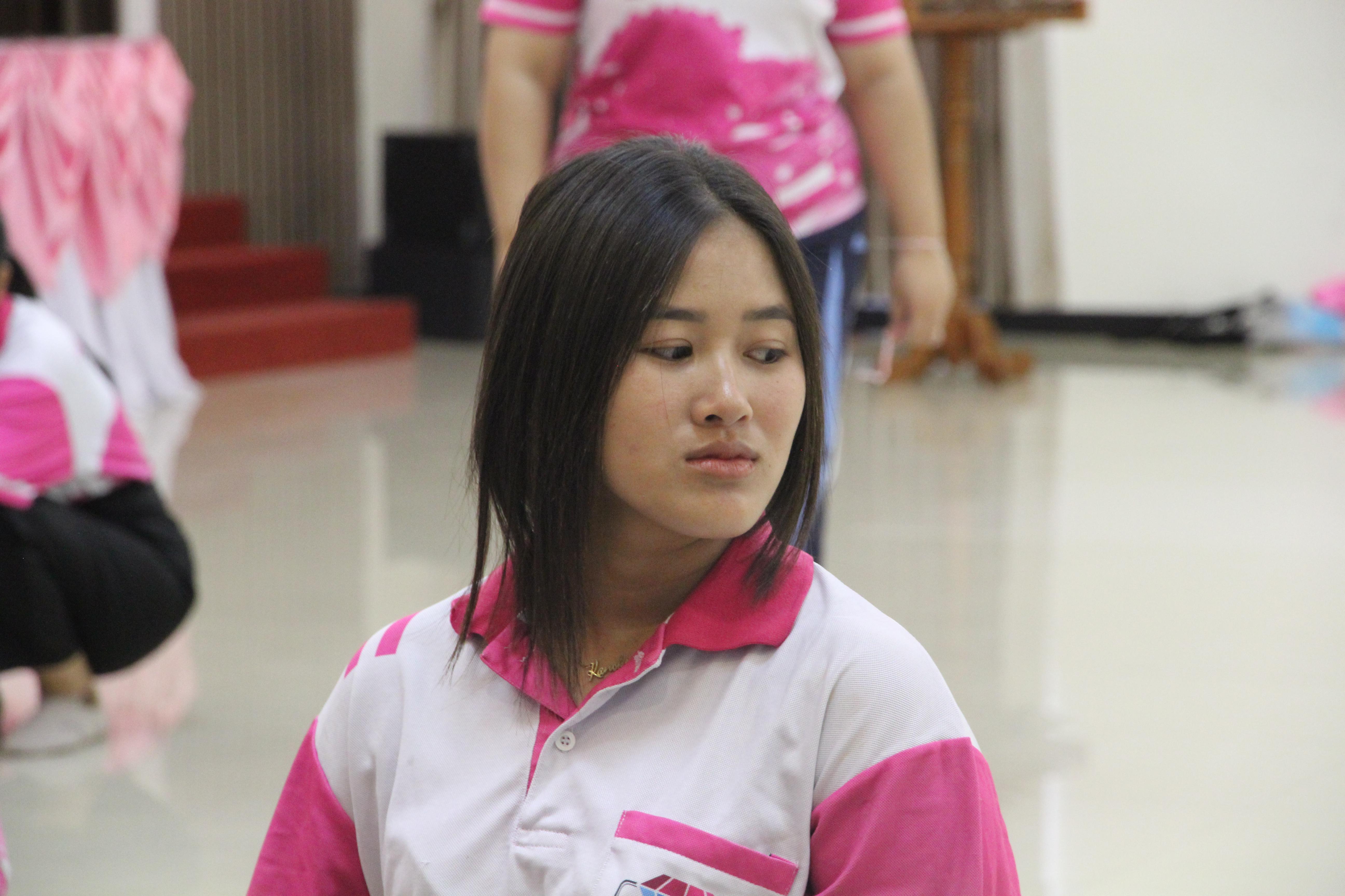 1203. กิจกรรมผูกข้อมือ 68