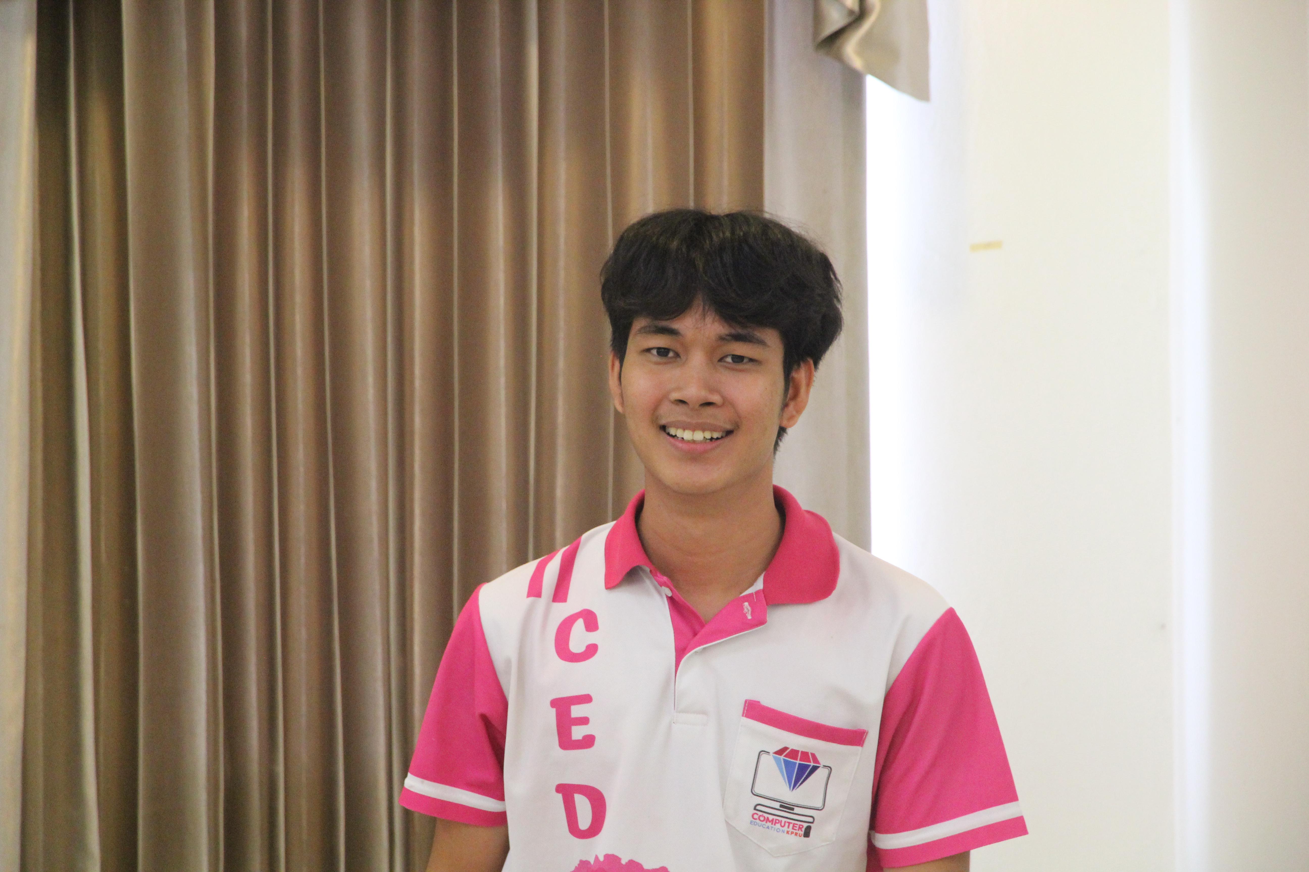 1402. กิจกรรมผูกข้อมือ 68