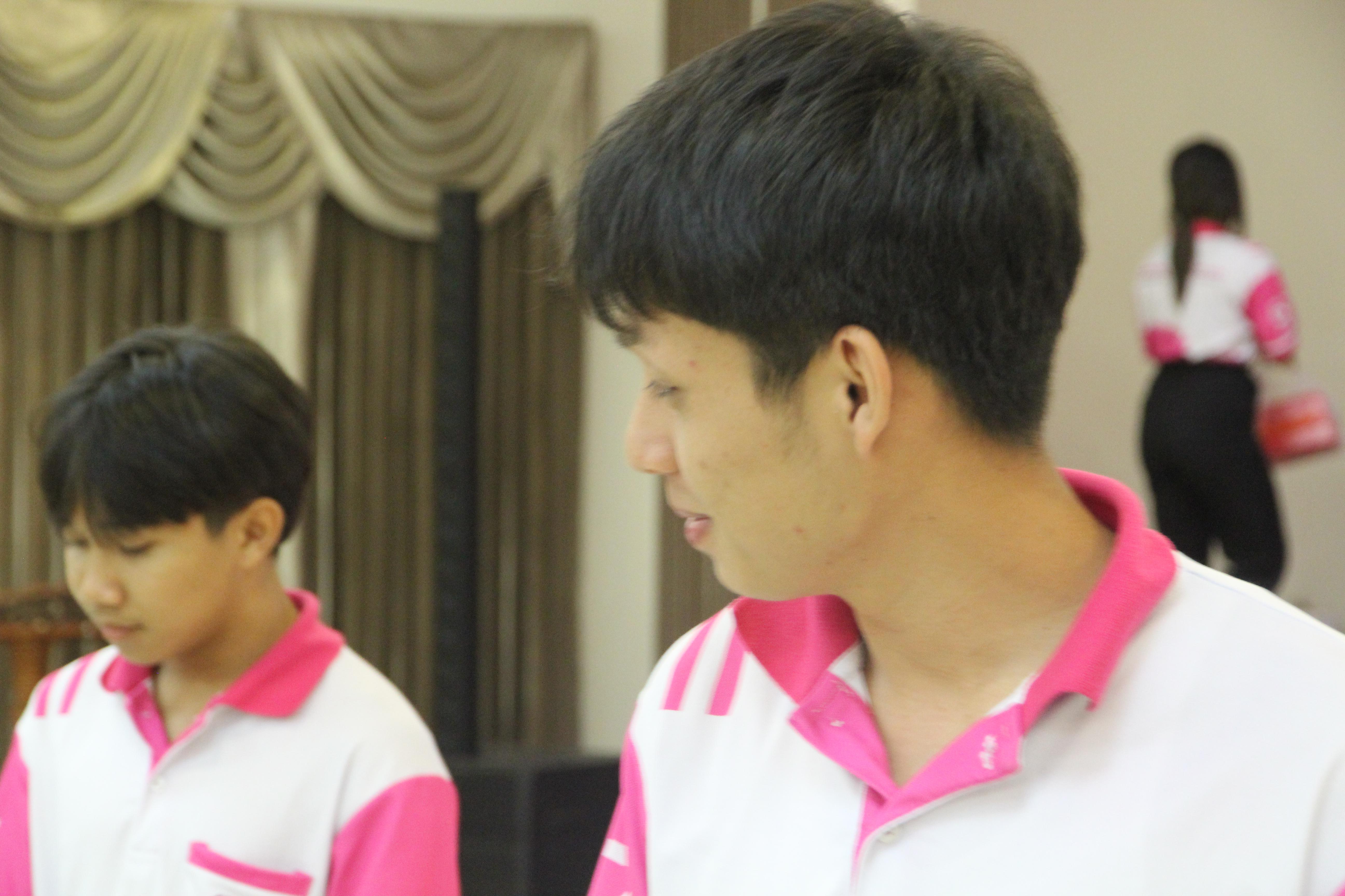 1606. กิจกรรมผูกข้อมือ 68